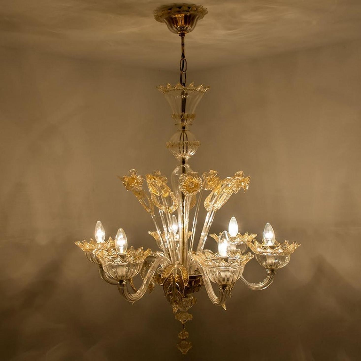 Large Venetian Chandelier in Gilded Murano Glass, by Barovier, 1950s For Sale 12