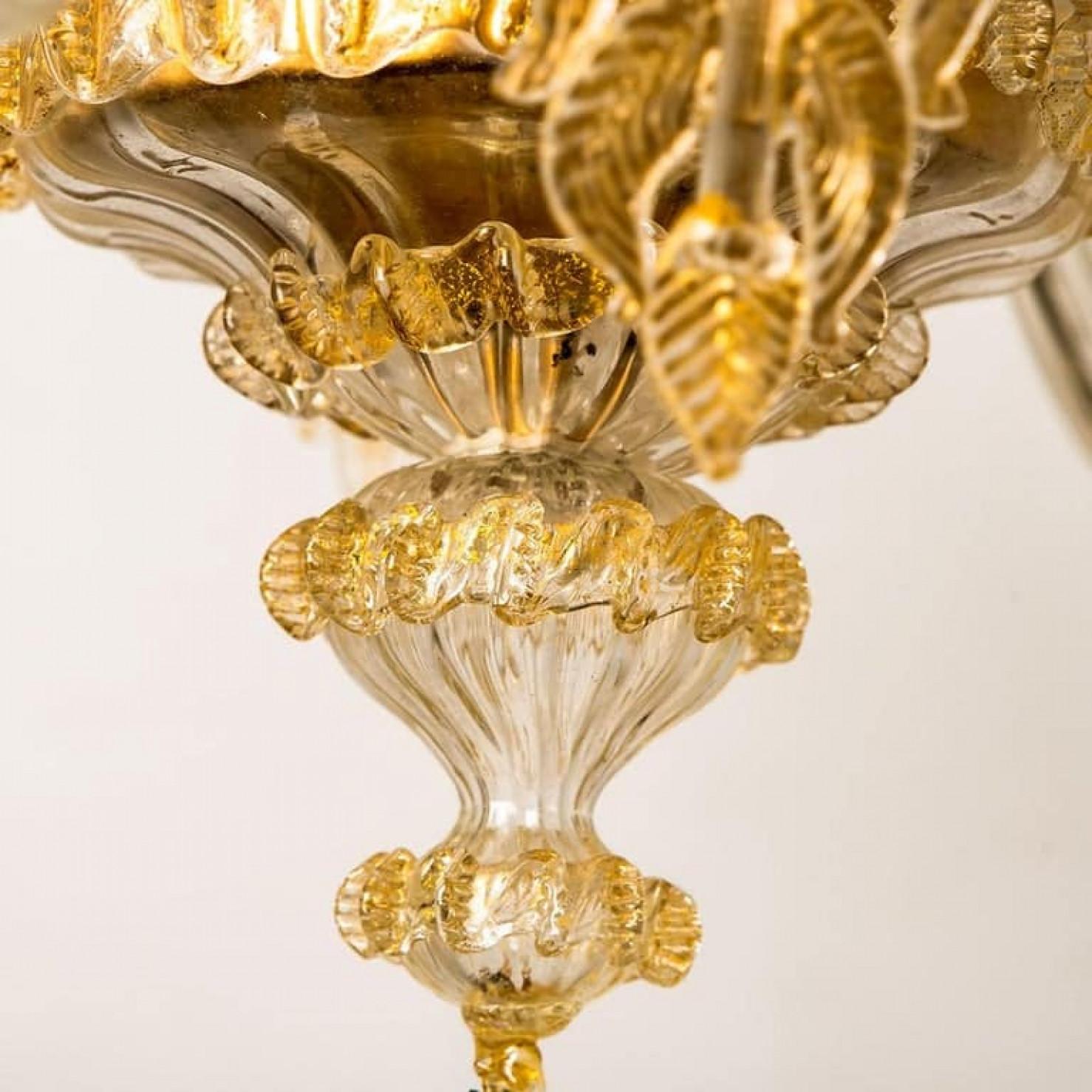 Italian Large Venetian Chandelier in Gilded Murano Glass, by Barovier, 1950s For Sale