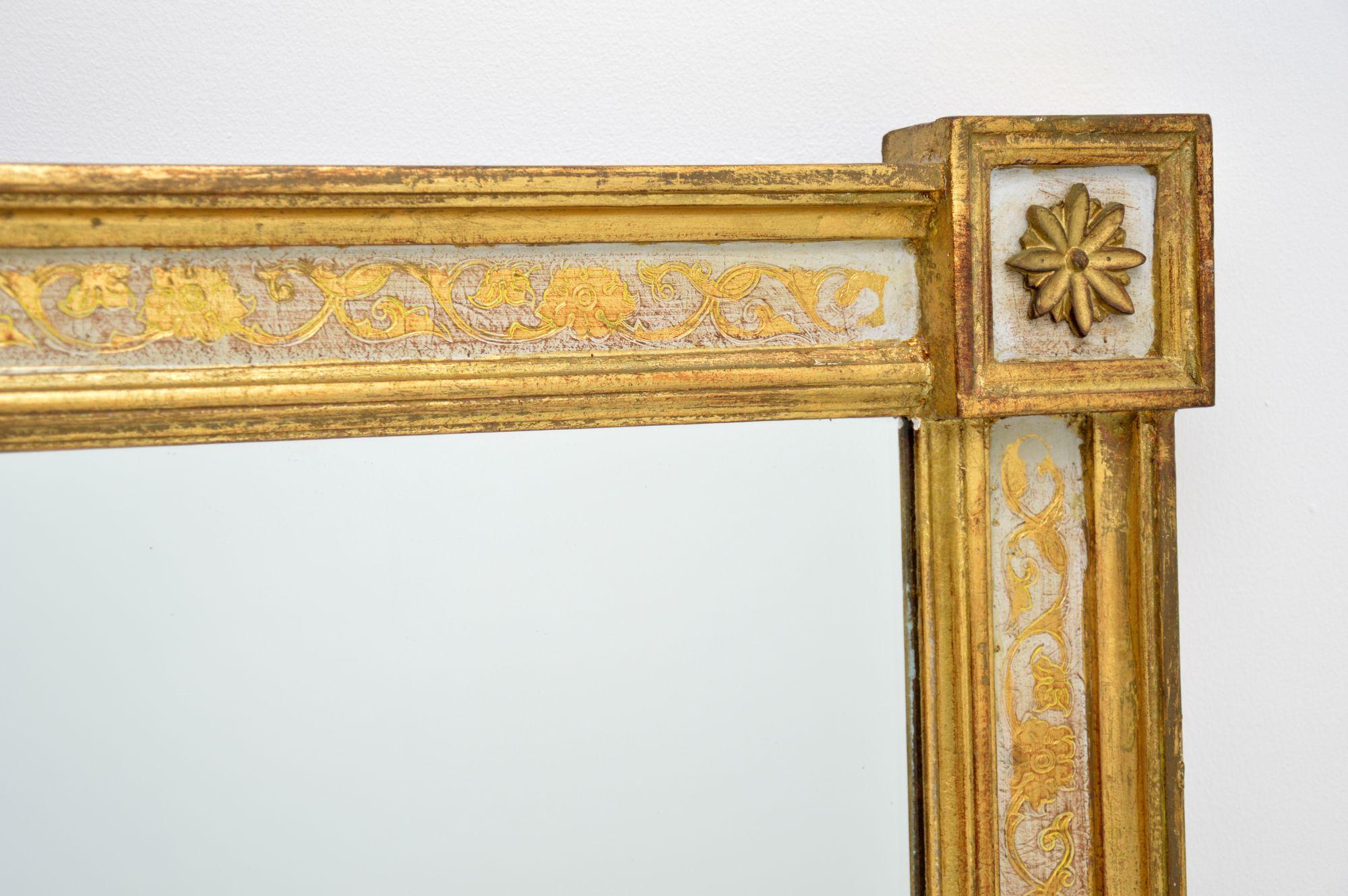 Large Venetian Gilt Wood Mirror In Good Condition In London, GB