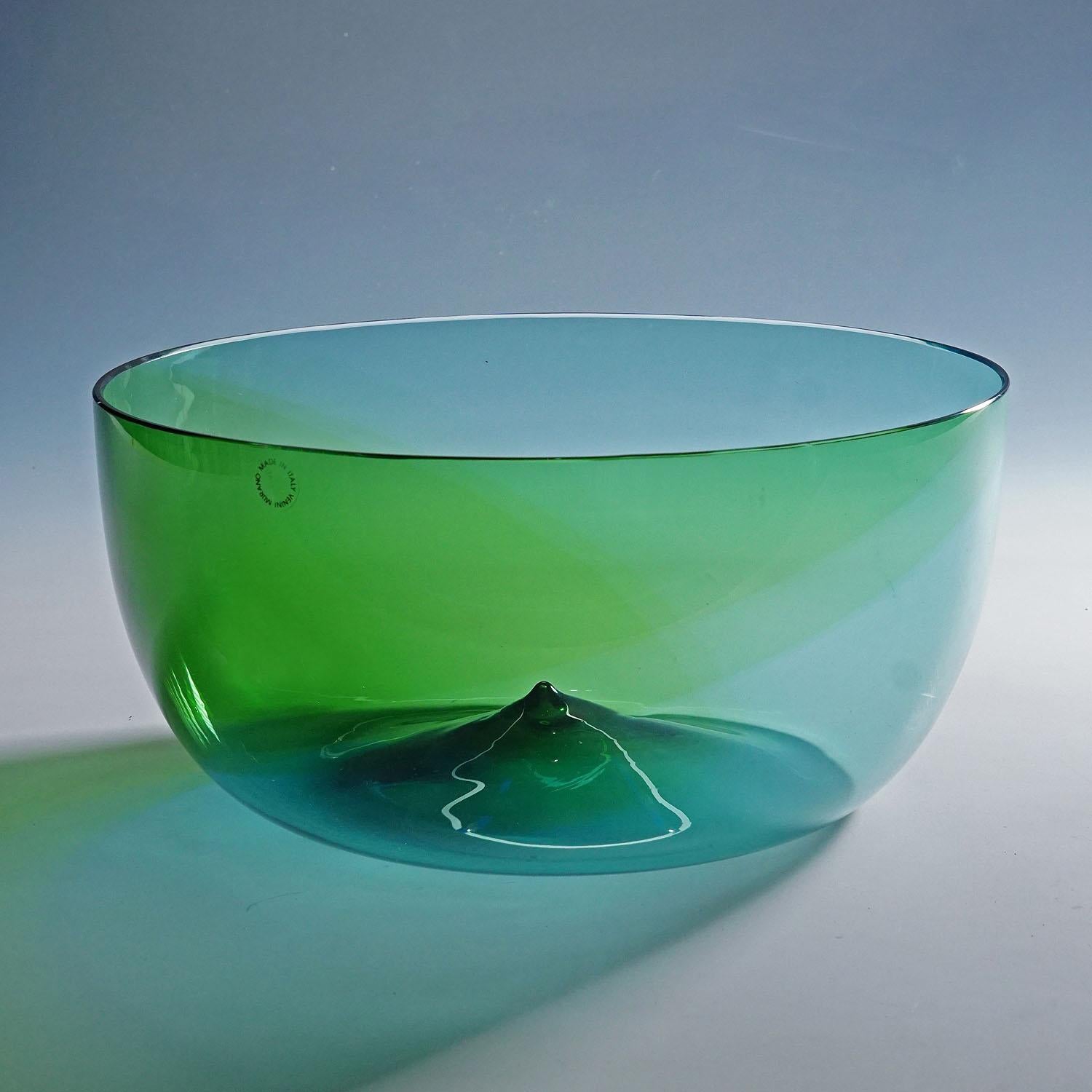 Large Venini Bowl 'Coreano', Designed by Tapio Wirkkala in 1966 In Good Condition For Sale In Berghuelen, DE