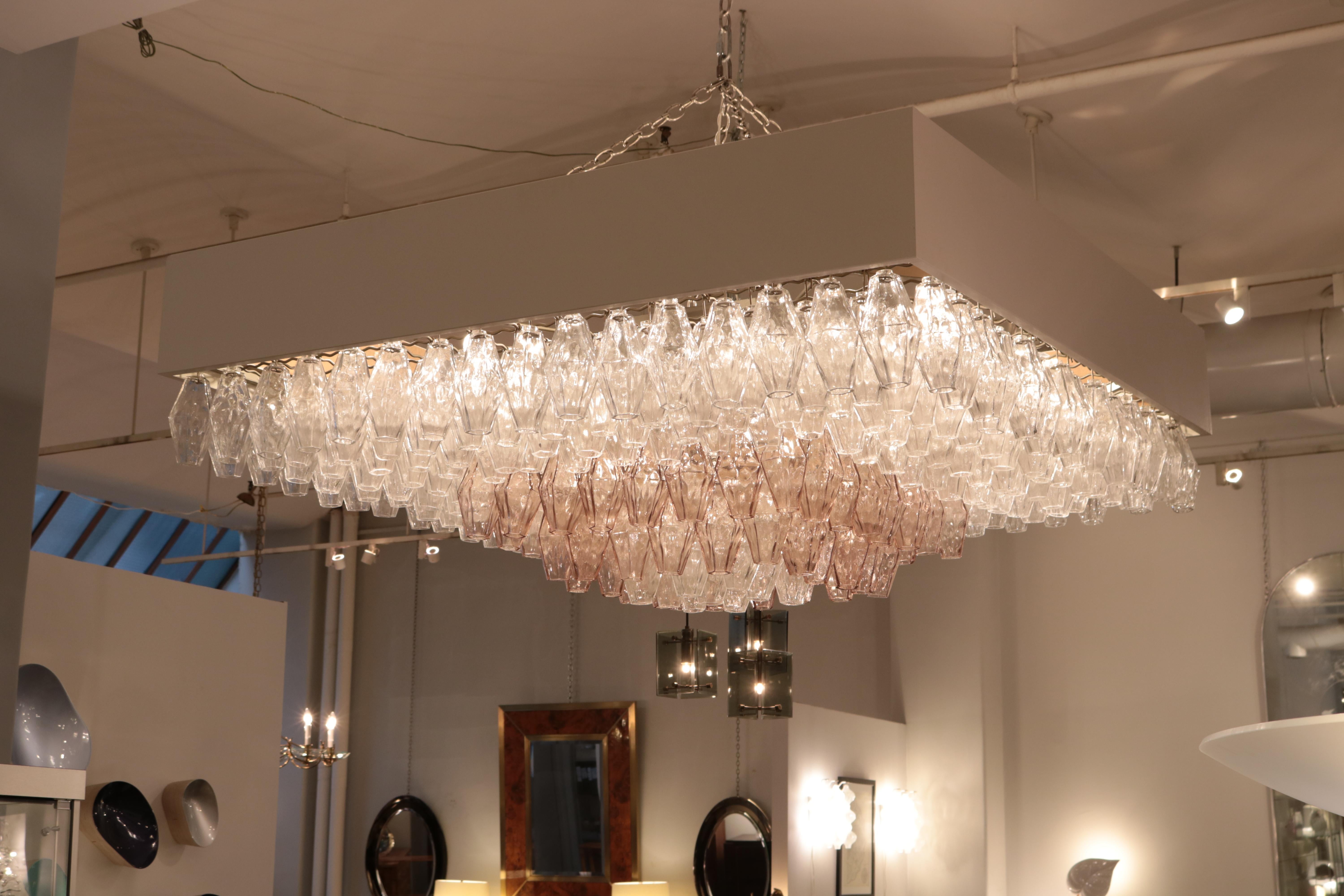 Installazione di una grande lampada in vetro Venini in vendita 3