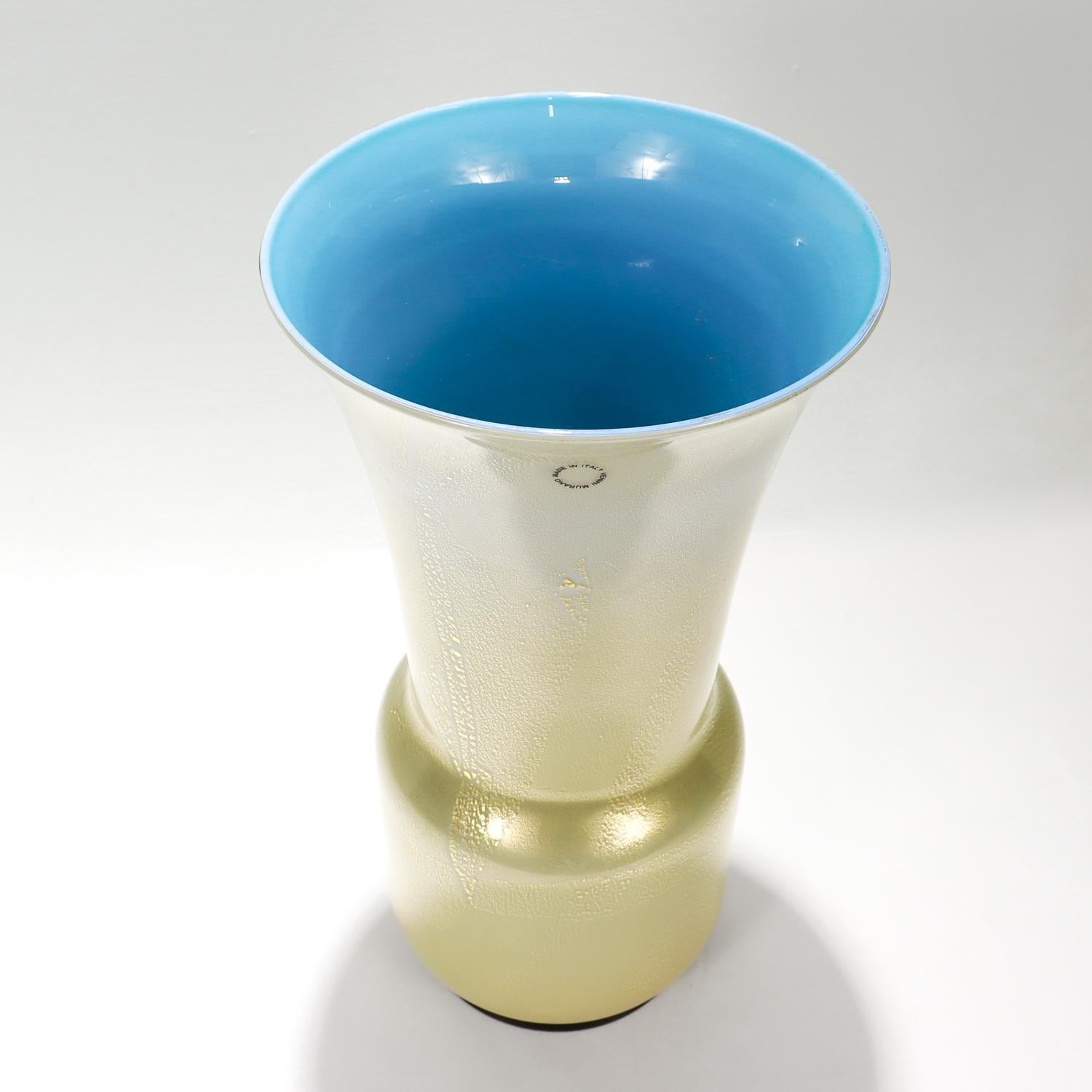 Vaso grande in vetro oro e blu Laguna di Venini di Tomaso Buzzi in vendita 2