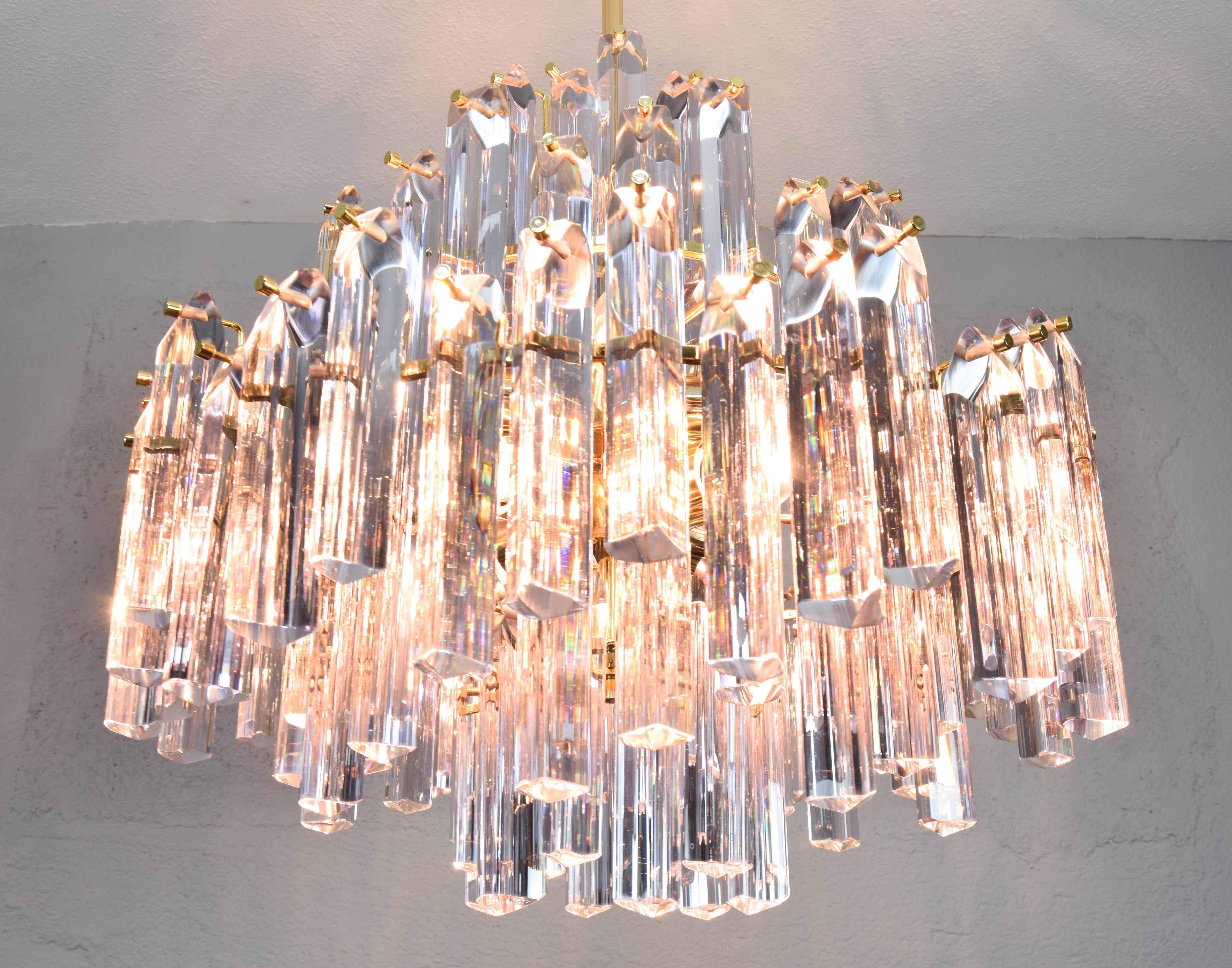 Large Venini Mid Century Italian Modern Triedri Murano Glass Chandelier 4