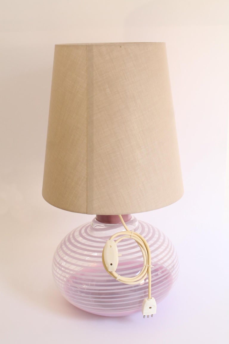 Large VENINI Murano glass table lampshade (66x33x33cm) Italy, 1960s. Rare find! For Sale 7