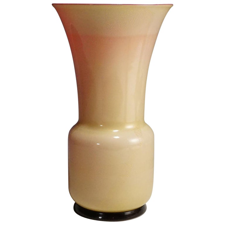 Large Venini Vase Aurato in Pink and Lattimo Glass and Gold Foil For