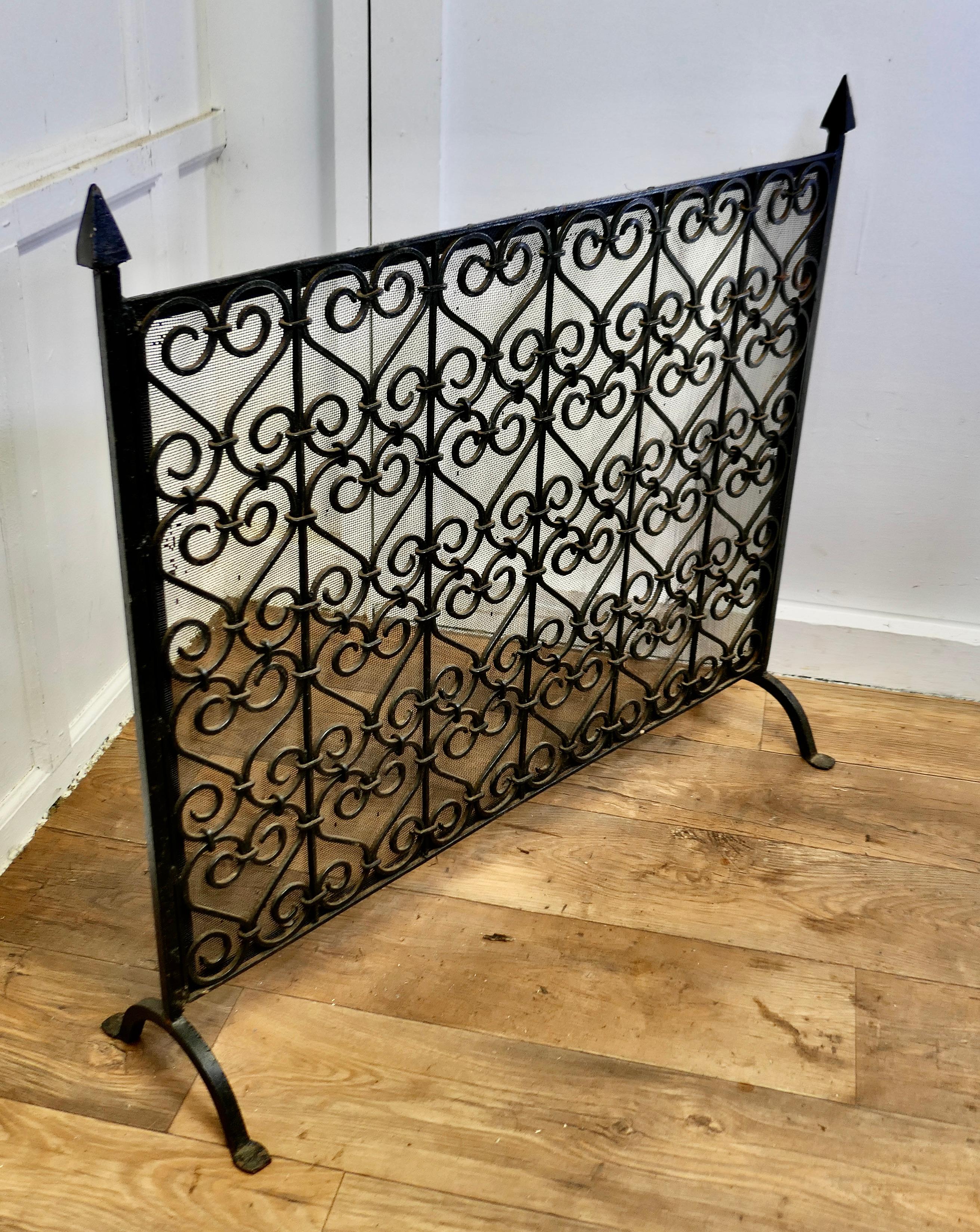 Large Very Heavy Old Gothic Wrought Iron Fire Screen    For Sale 1