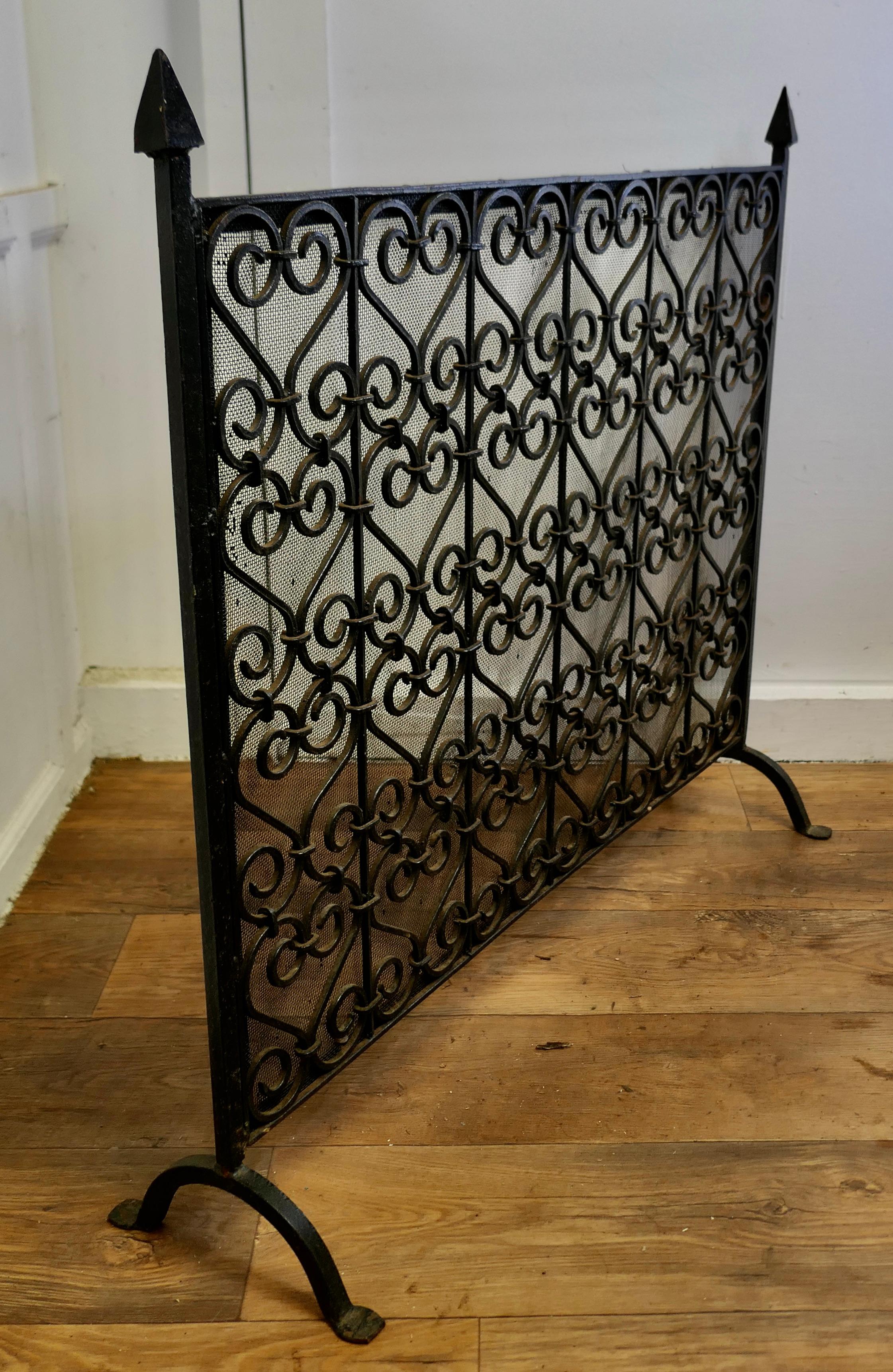 Large Very Heavy Old Gothic Wrought Iron Fire Screen    For Sale 2