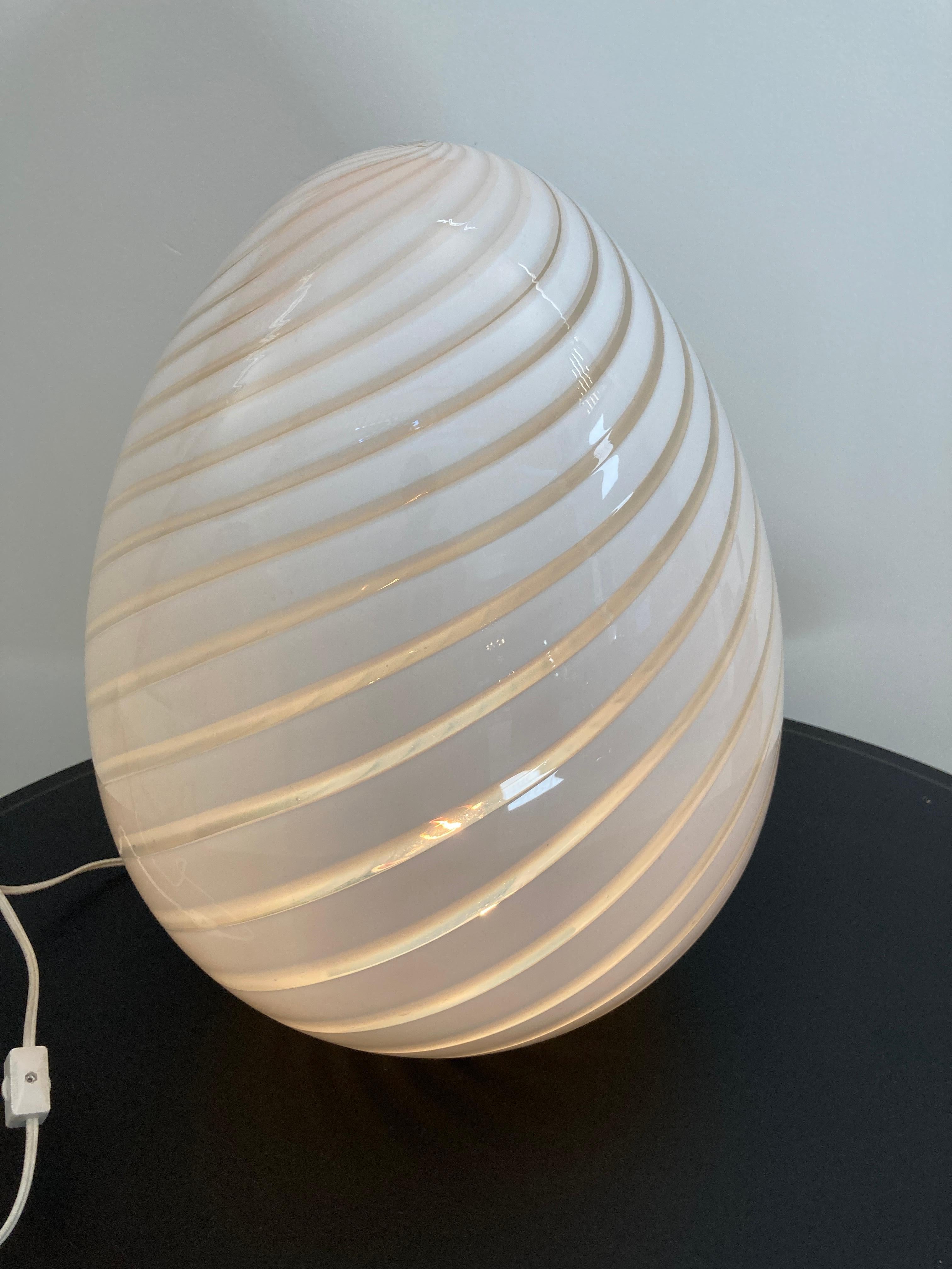 Large Vetri Murano White Egg Table Lamp 6