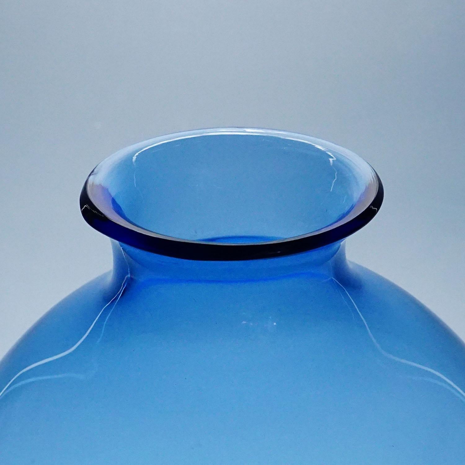 Grande vaso in vetro Soffiato di Vittorio Zecchin attr. Murano 1924 In condizioni buone in vendita a Berghuelen, DE