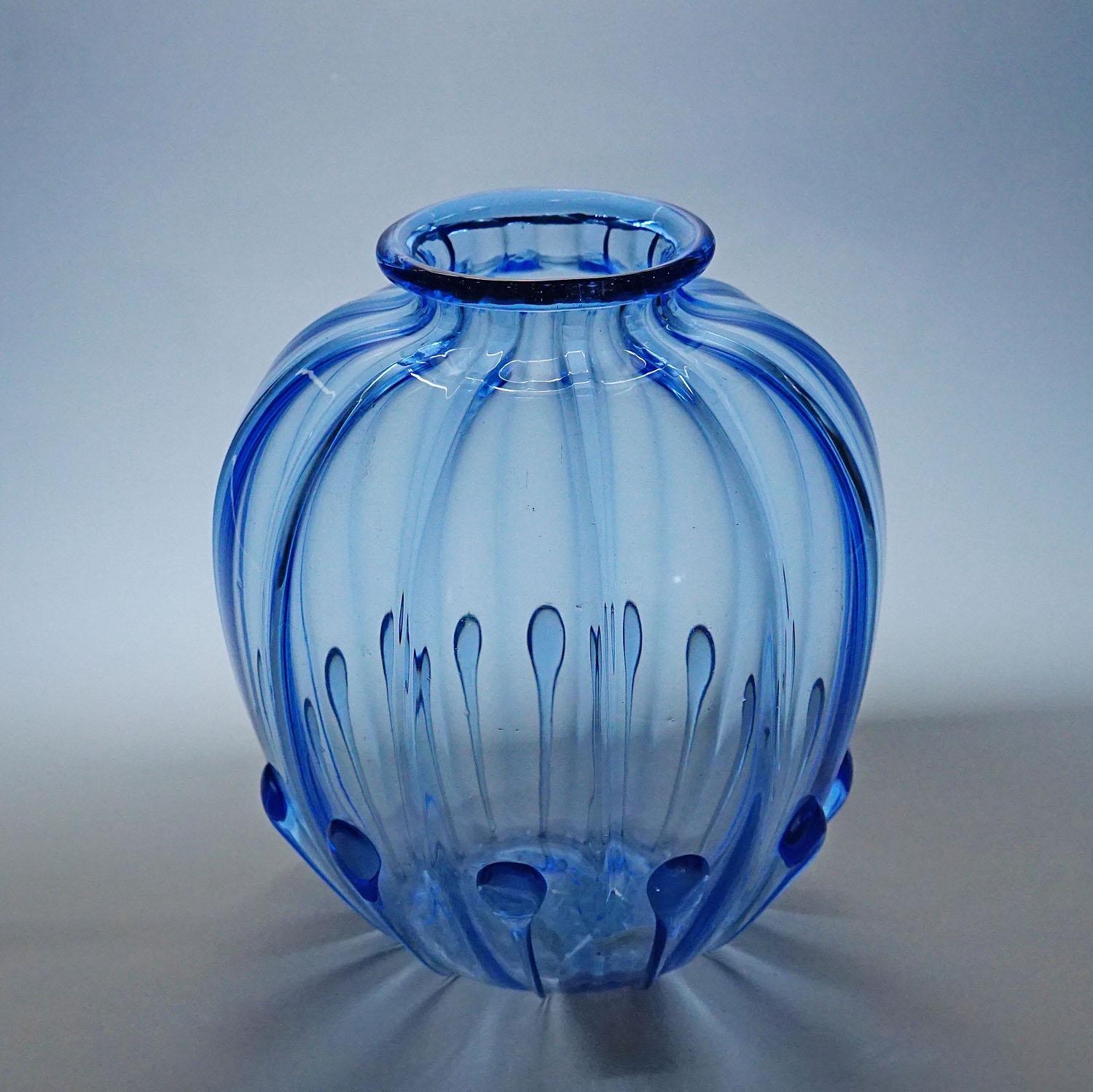 Large Vetro Soffiato Glass Vase by Vittorio Zecchin for Venini Murano 1924 In Good Condition For Sale In Berghuelen, DE