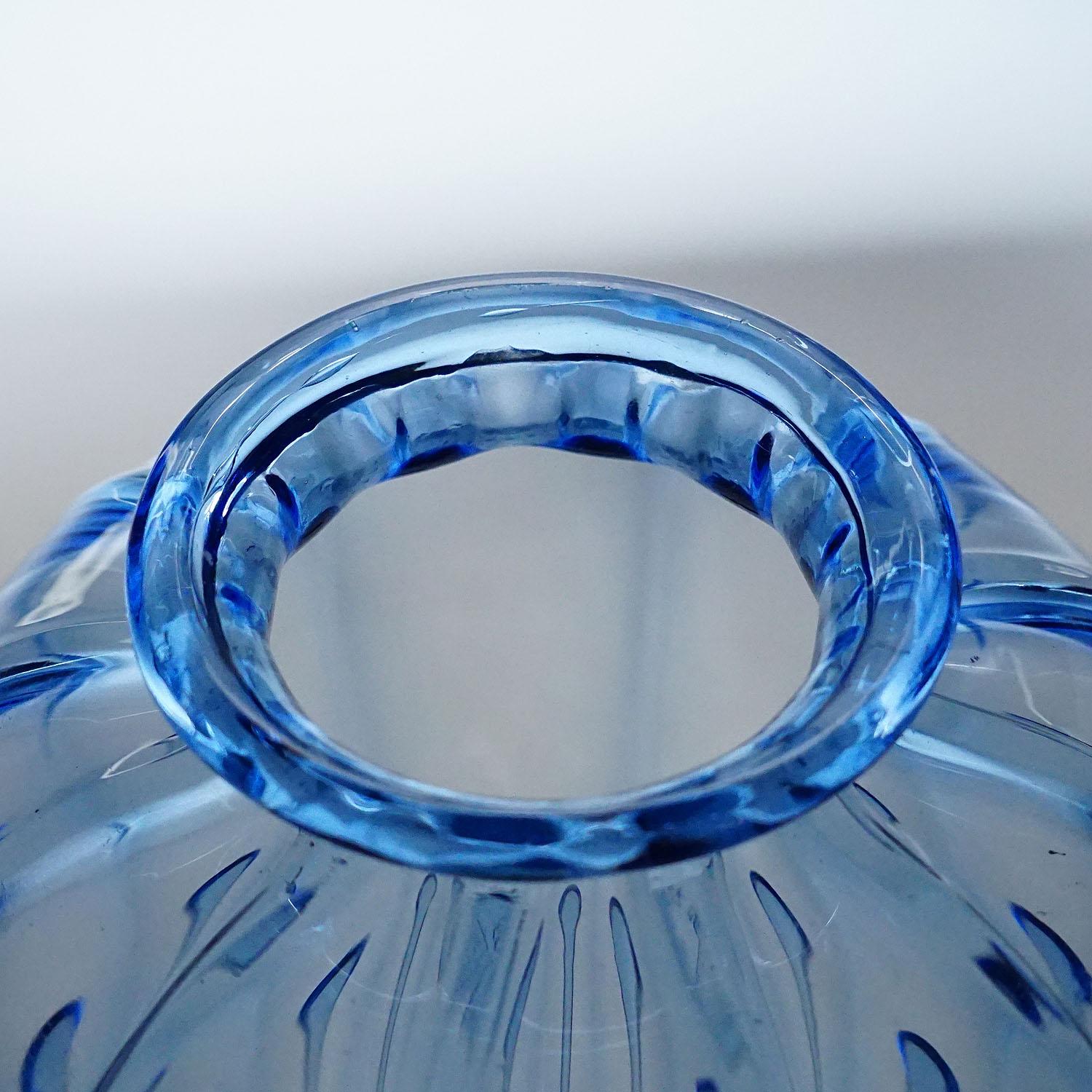 Large Vetro Soffiato Glass Vase by Vittorio Zecchin for Venini Murano 1924 For Sale 1