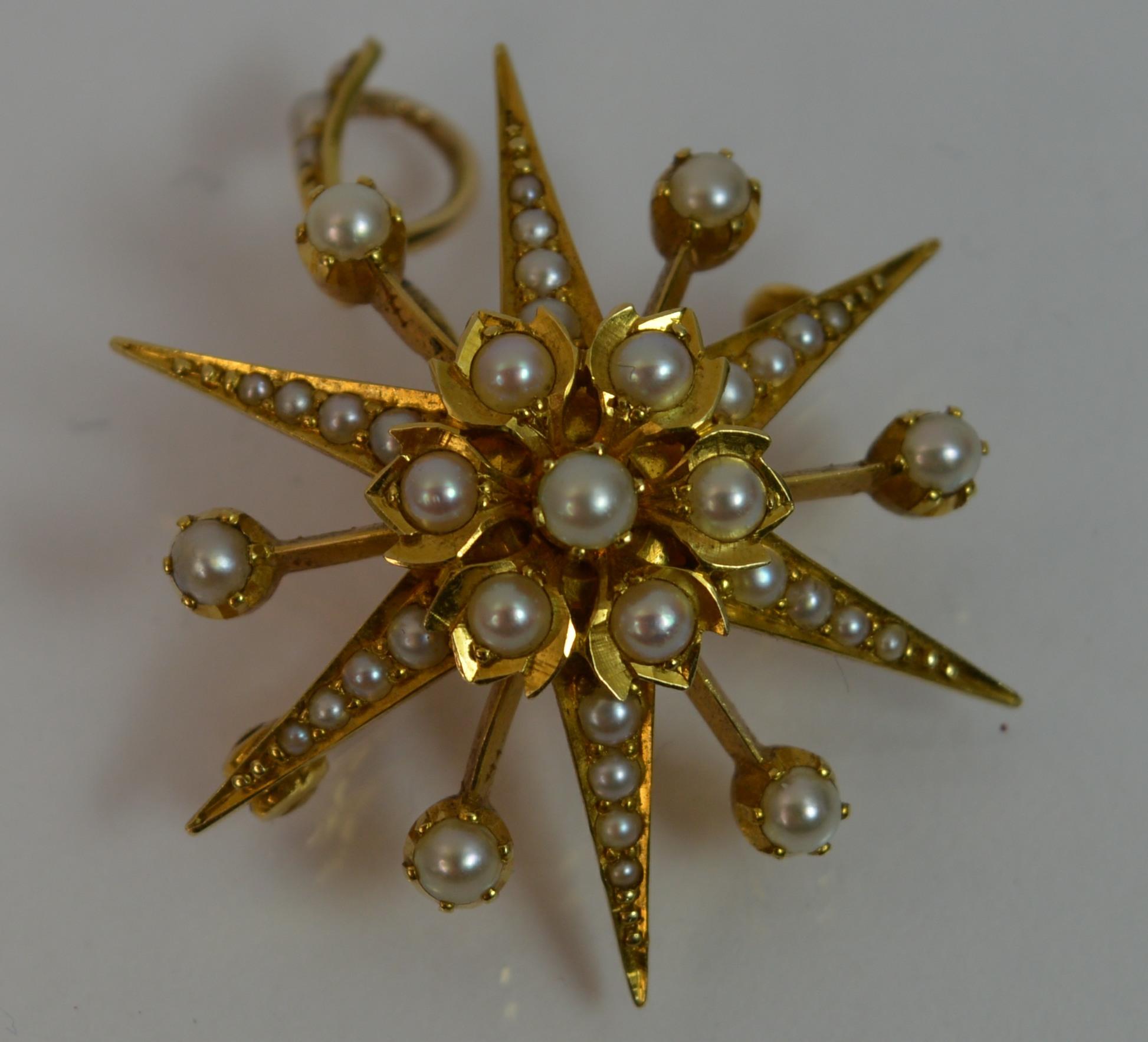 Large Victorian 15 Carat Gold and Seed Pearl Star Shaped Pendant In Excellent Condition In St Helens, GB
