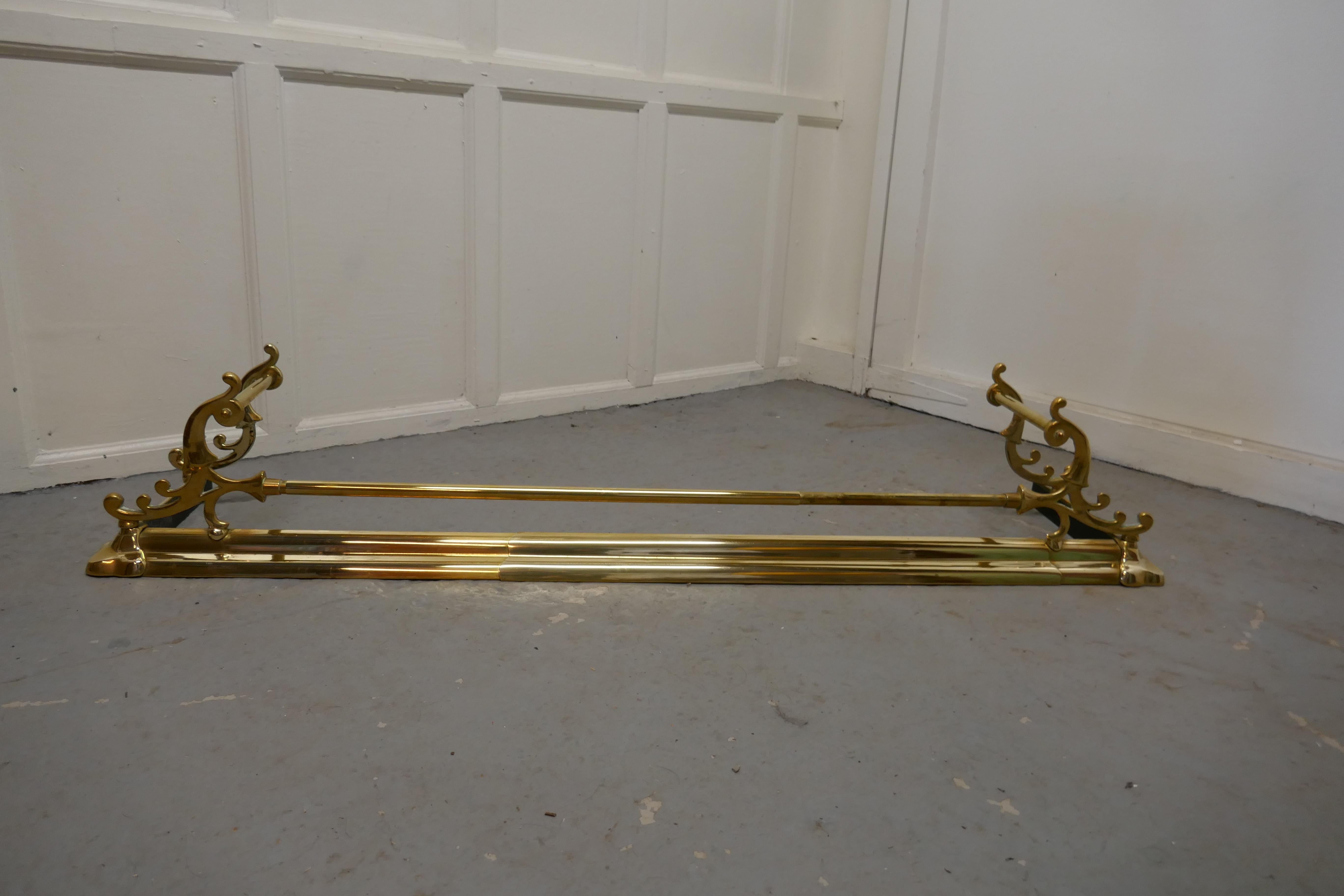 Large Victorian Art Nouveau Brass Fender For Sale 2