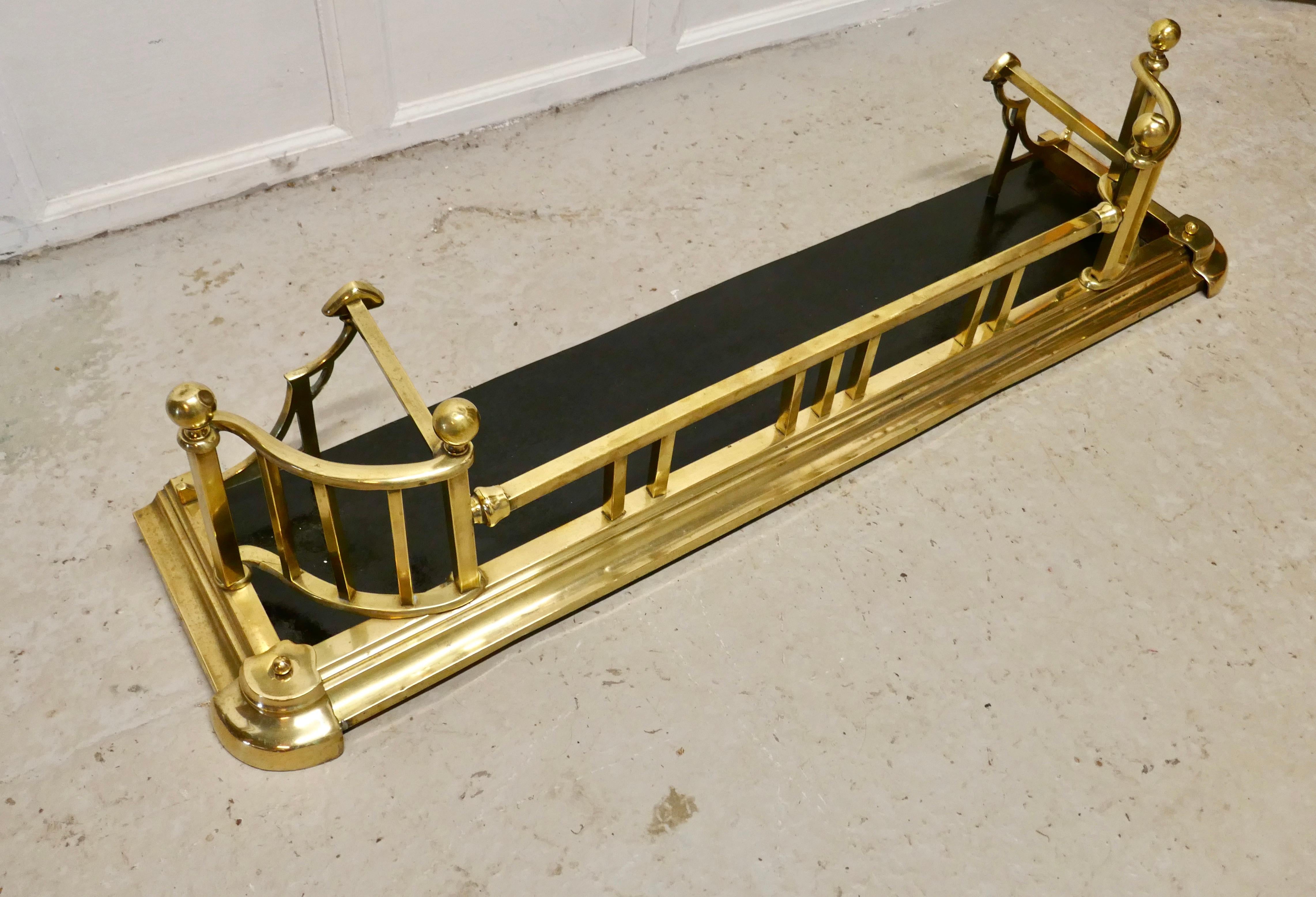 Arts and Crafts Large Victorian Arts & Crafts Brass Fender For Sale
