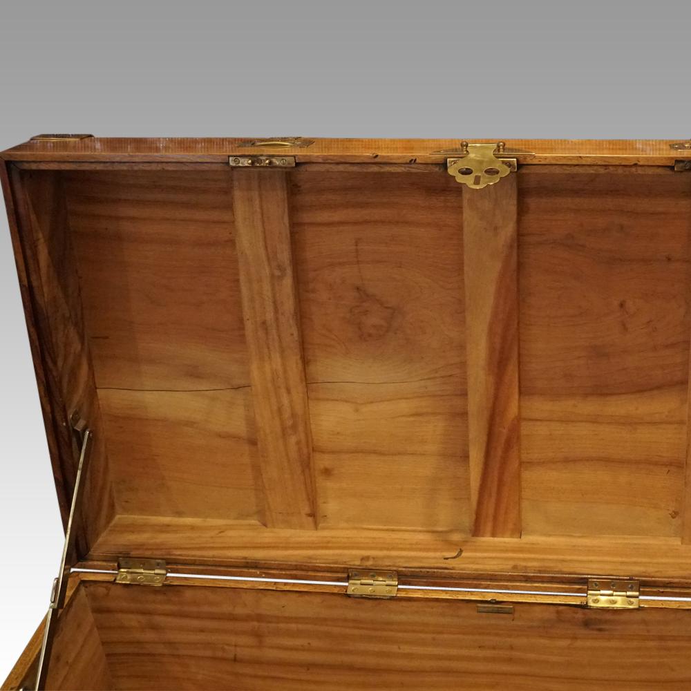Large Victorian British Officers Brass Bound Camphorwood Trunk, circa 1890 In Good Condition For Sale In Salisbury, Wiltshire