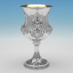 Grande calice vittoriano in argento sterling a forma di "Campagna" di Mappin Brothers 1874