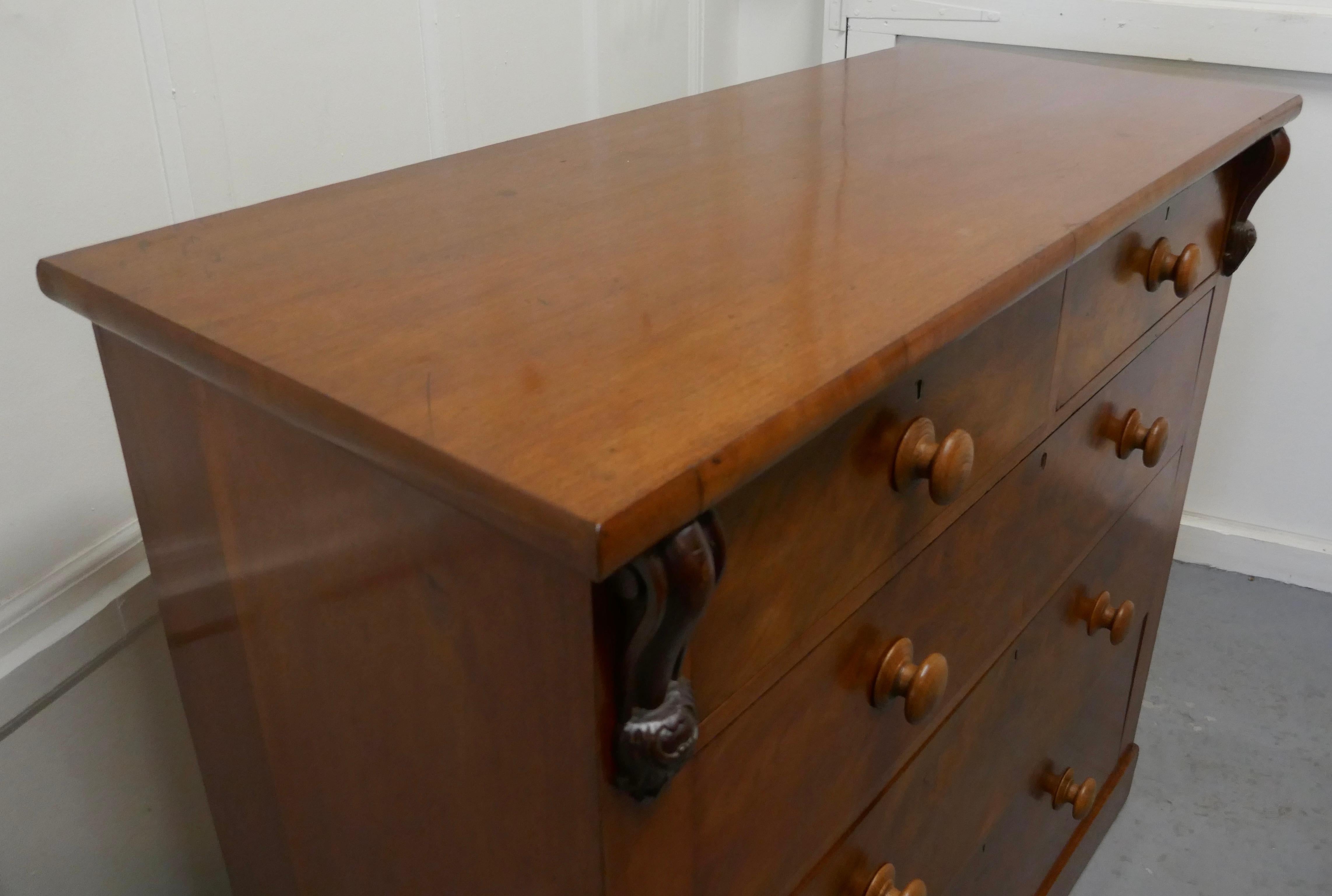 19th Century Large Victorian Chest of Drawers   Victorian Figured Walnut chest of drawers  For Sale