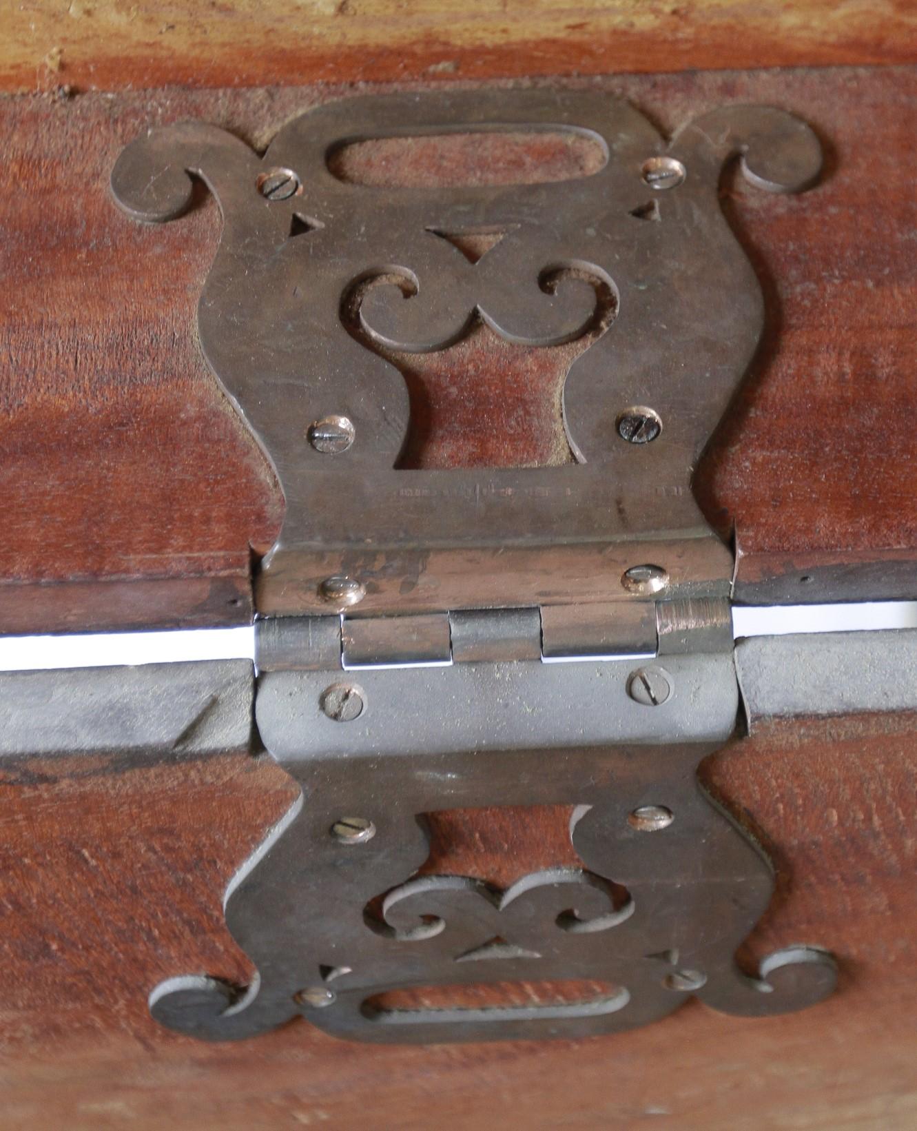 Late 19th Century Large Victorian Chinese Redwood carved coffer For Sale