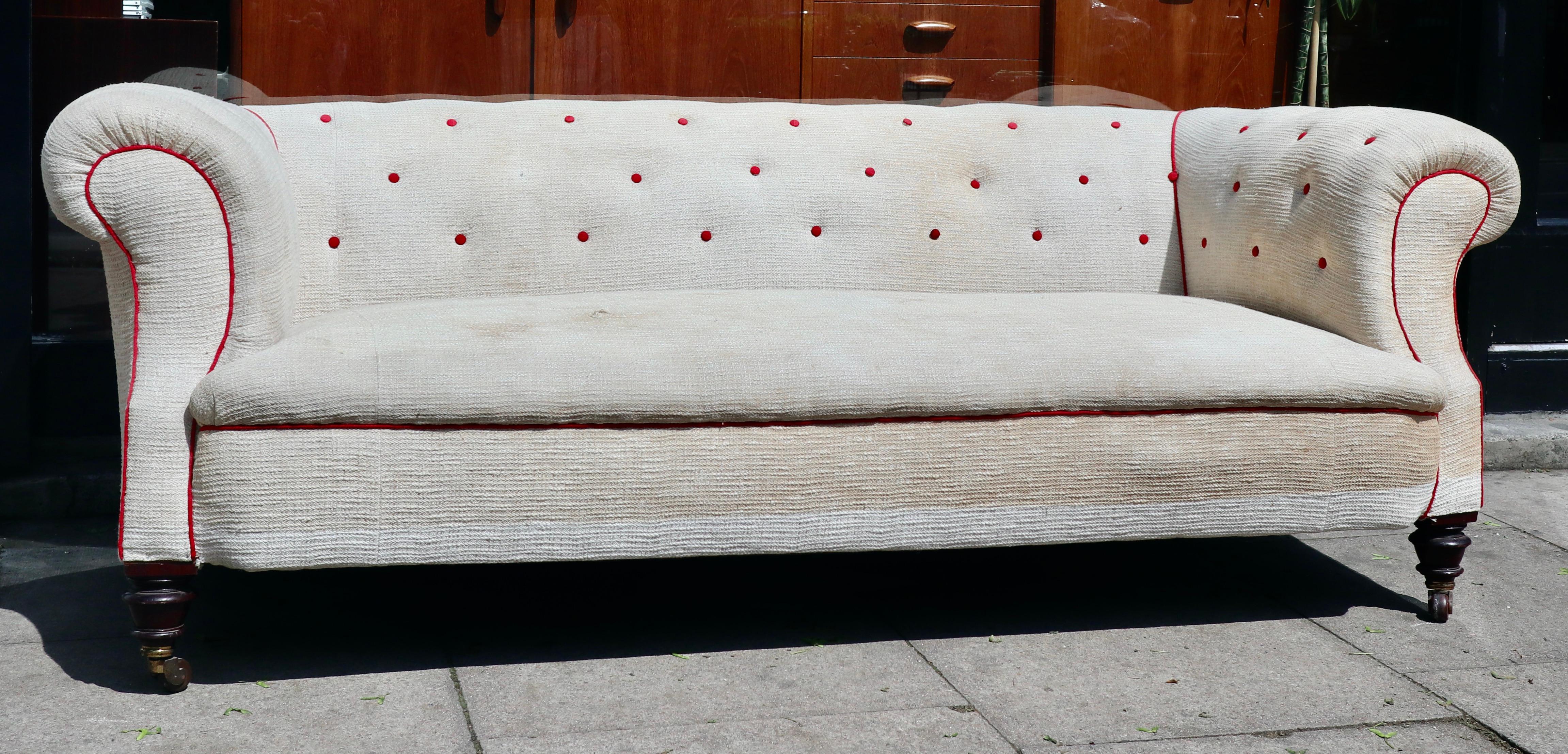 19th Century LARGE VICTORIAN ENGLISH CHESTERFIELD SOFA c1890 For Sale