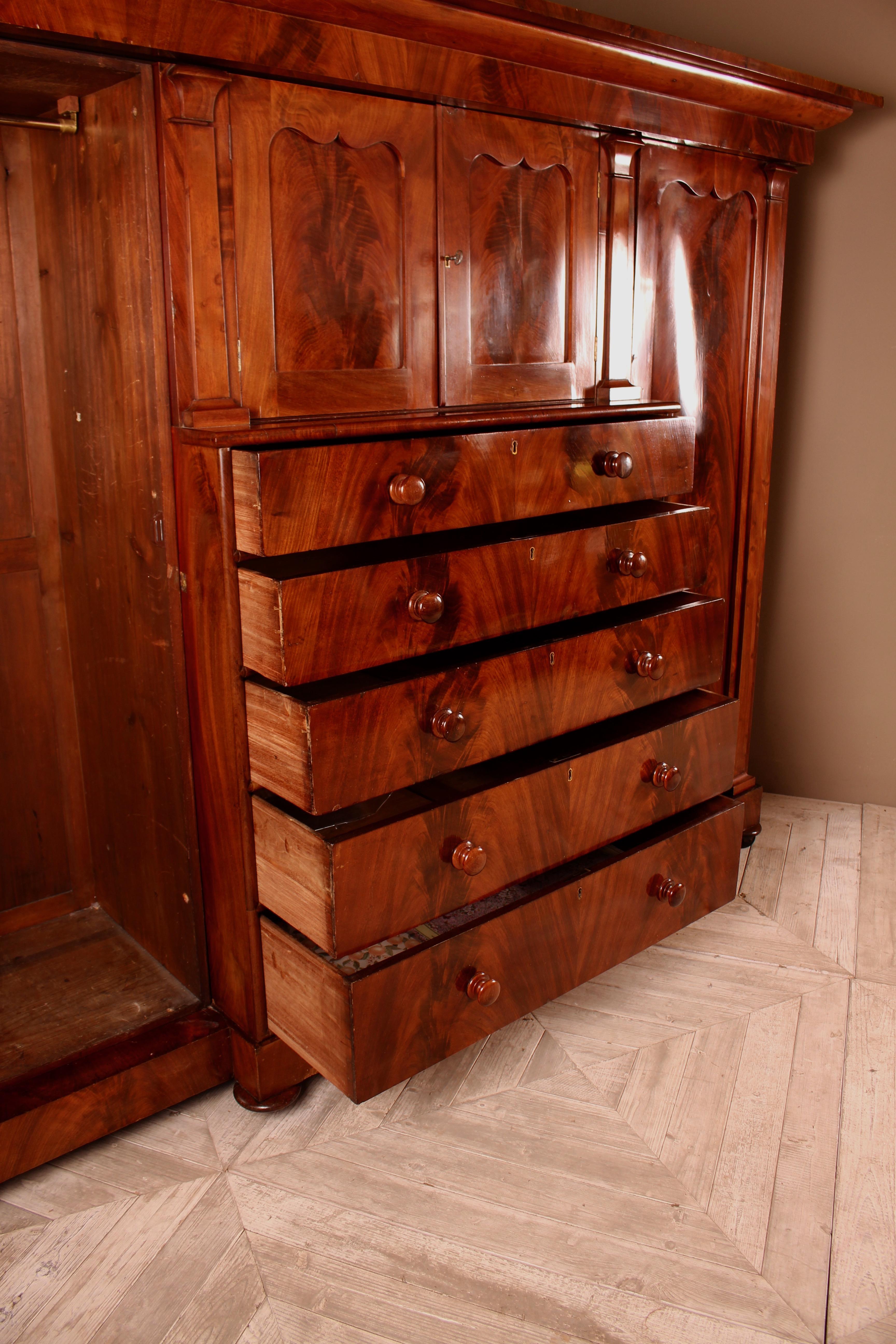 Mid-19th Century Large Victorian Flamed Mahogany Compactum Wardrobe For Sale