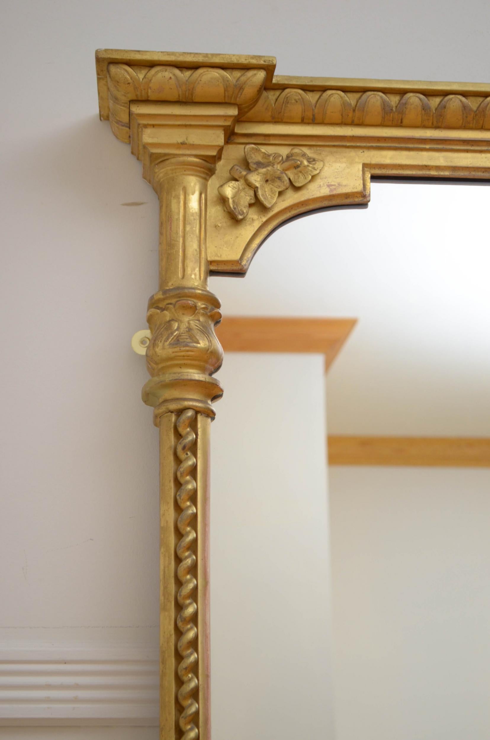 XIXe siècle Grand miroir victorien en bois doré en vente