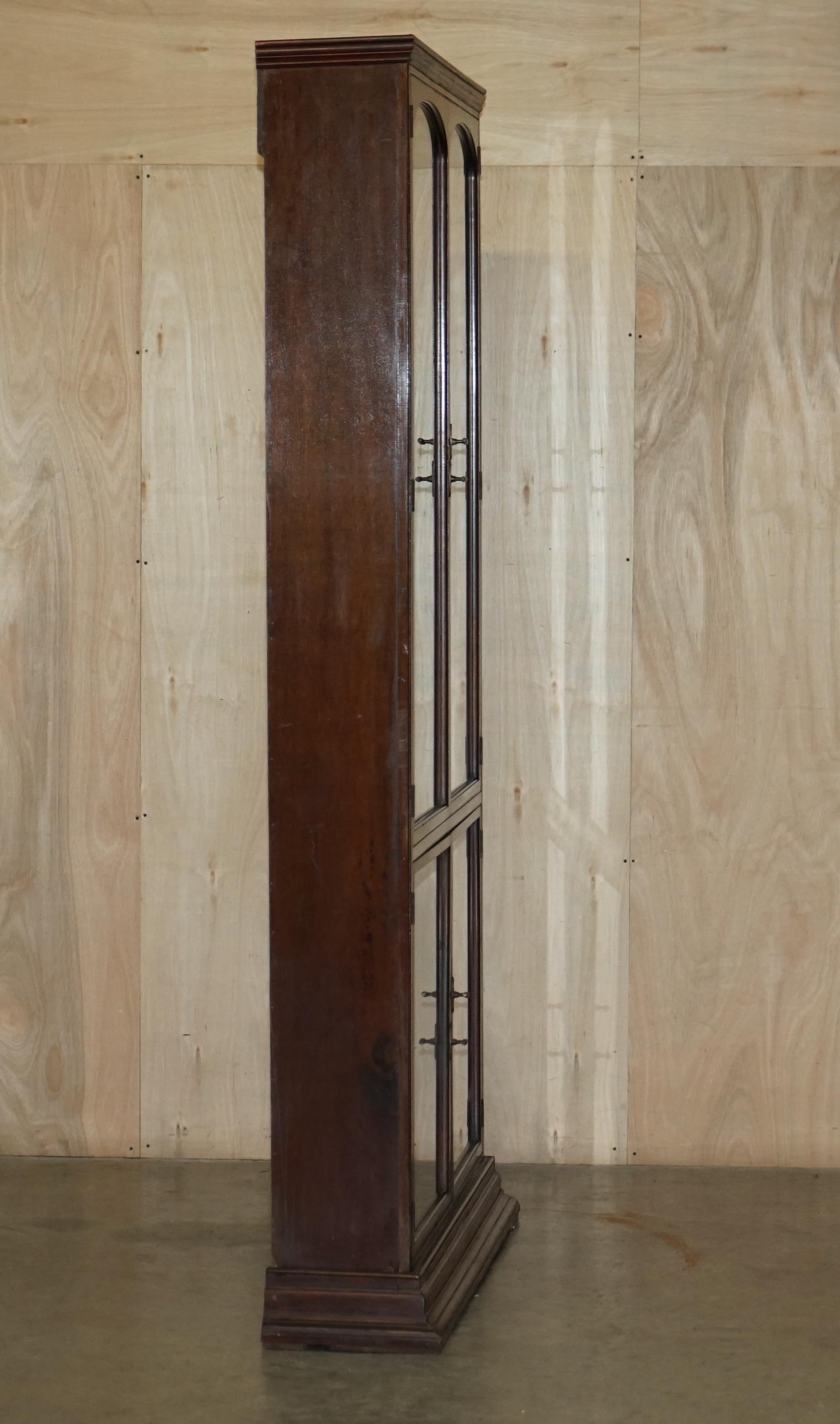 GRANDE LIBRERIA VICTORIANA PER NEGOZI APOTECARI A CABINET CON PORTA LAMINATA in vendita 10