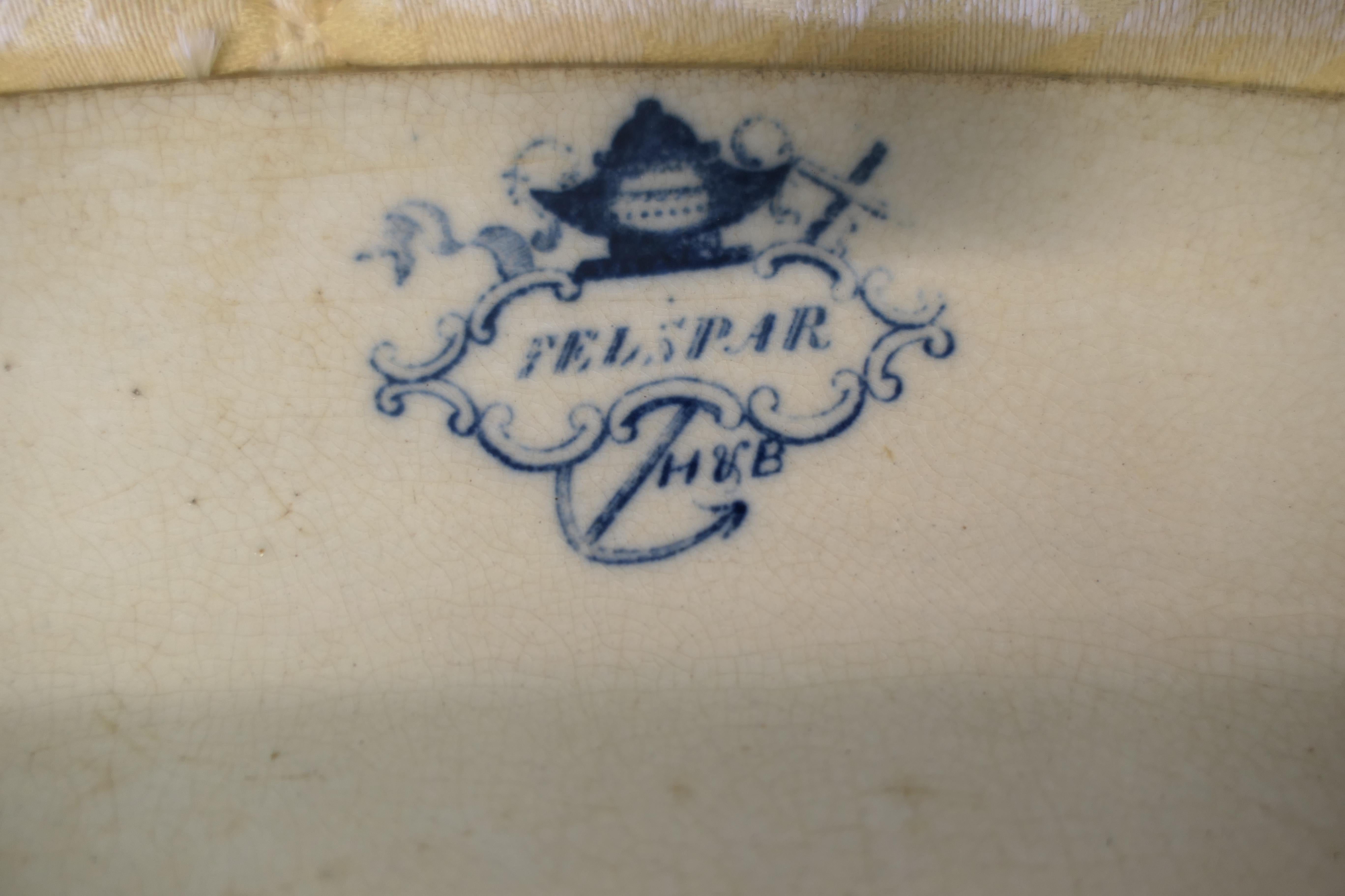 Grande assiette à viande victorienne en pierre de fer à motif de saule  Une belle pièce Bon état - En vente à Godshill, Isle of Wight