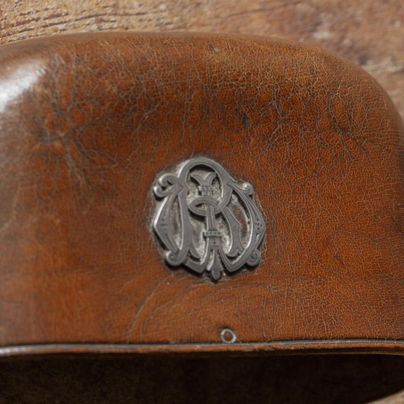 Argento Grande custodia vittoriana per sigari in pelle, CIRCA 1850. in vendita