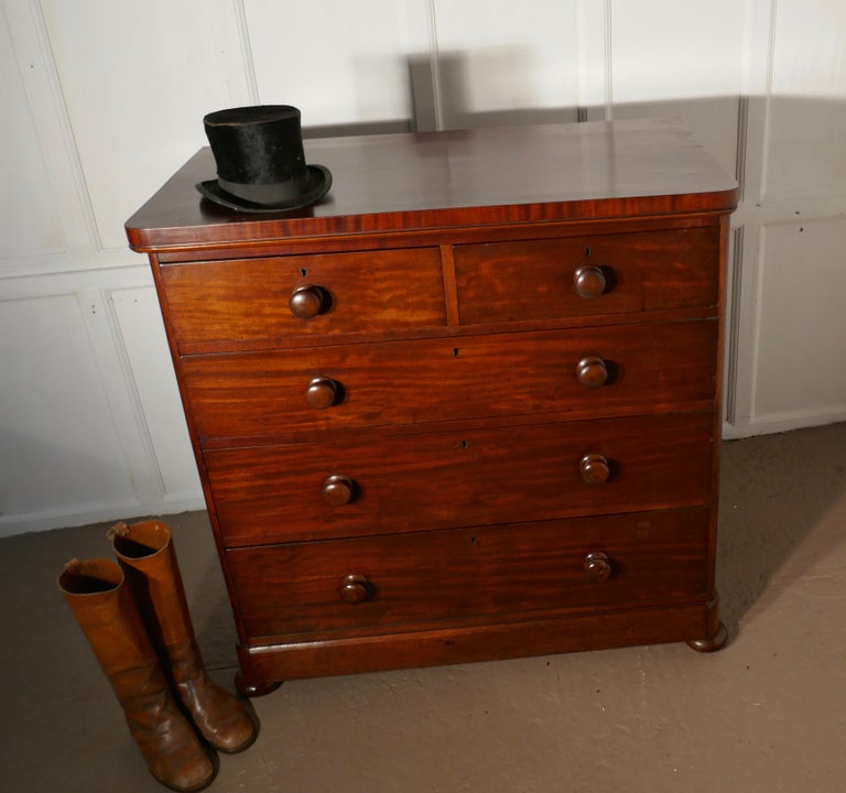 Large Victorian Mahogany Chest Of Drawers With Blanket Bottom