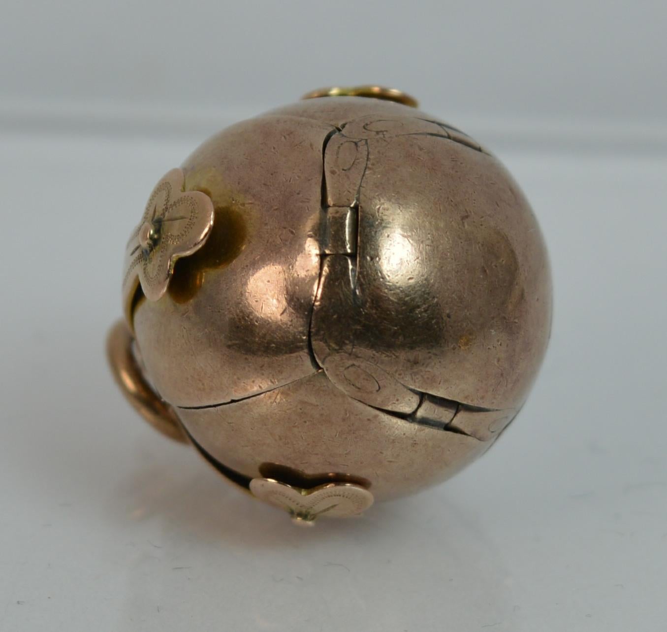 Large Victorian Masons Masonic 9 Carat Gold and Silver Ball Fob or Pendant In Good Condition In St Helens, GB