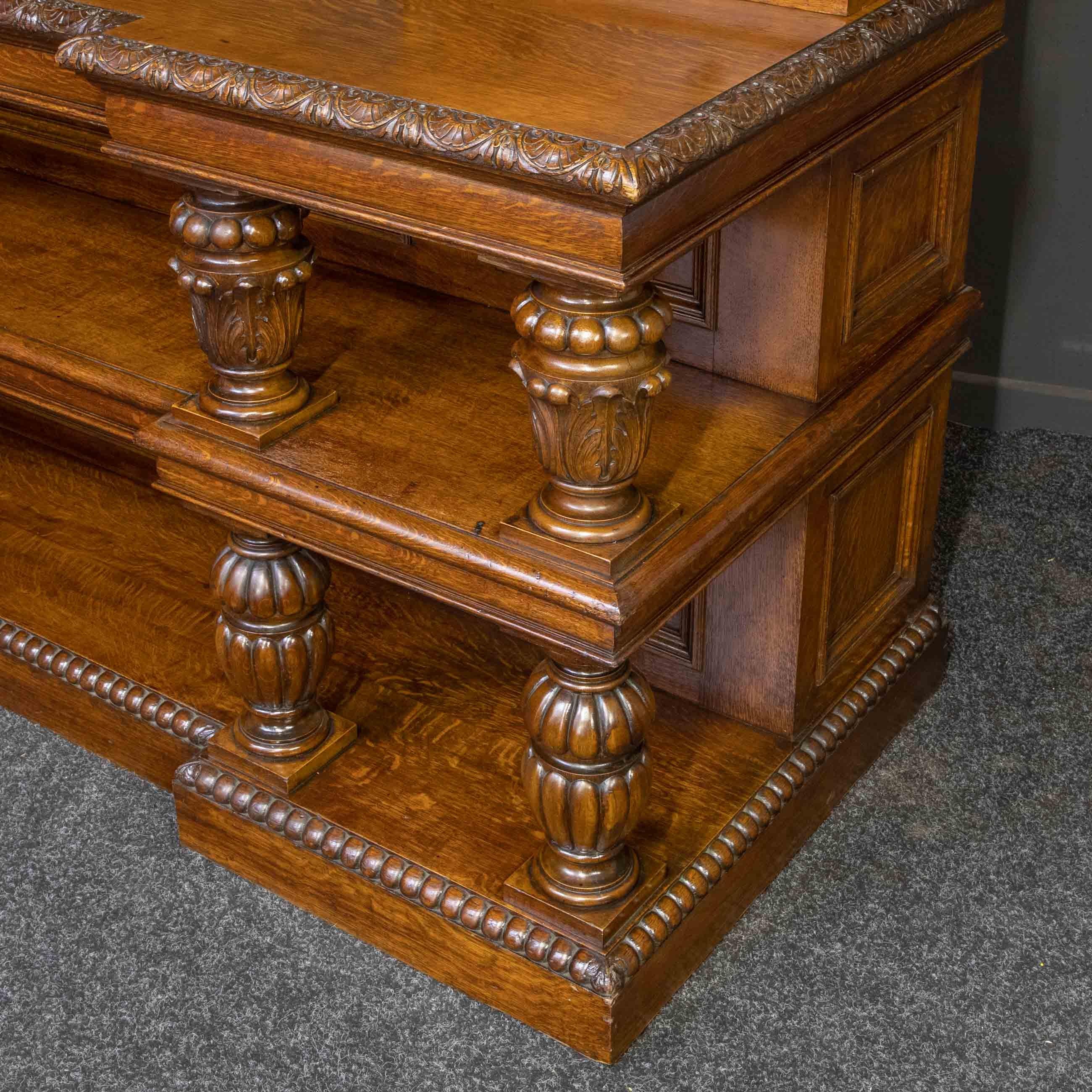 British Large Victorian Oak Bar Buffet For Sale