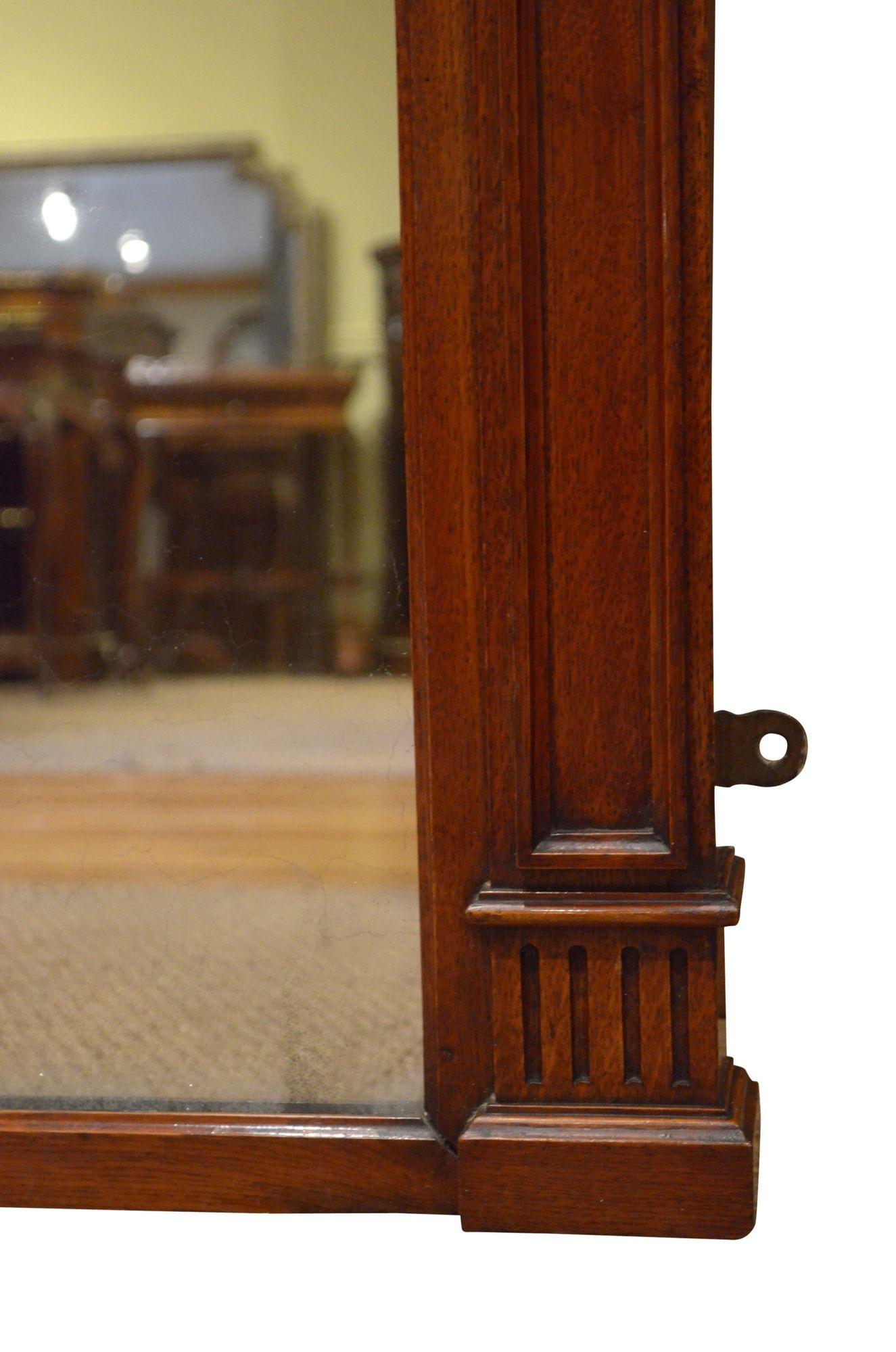 Grand miroir mural en Oak Oak de l'époque victorienne en vente 5