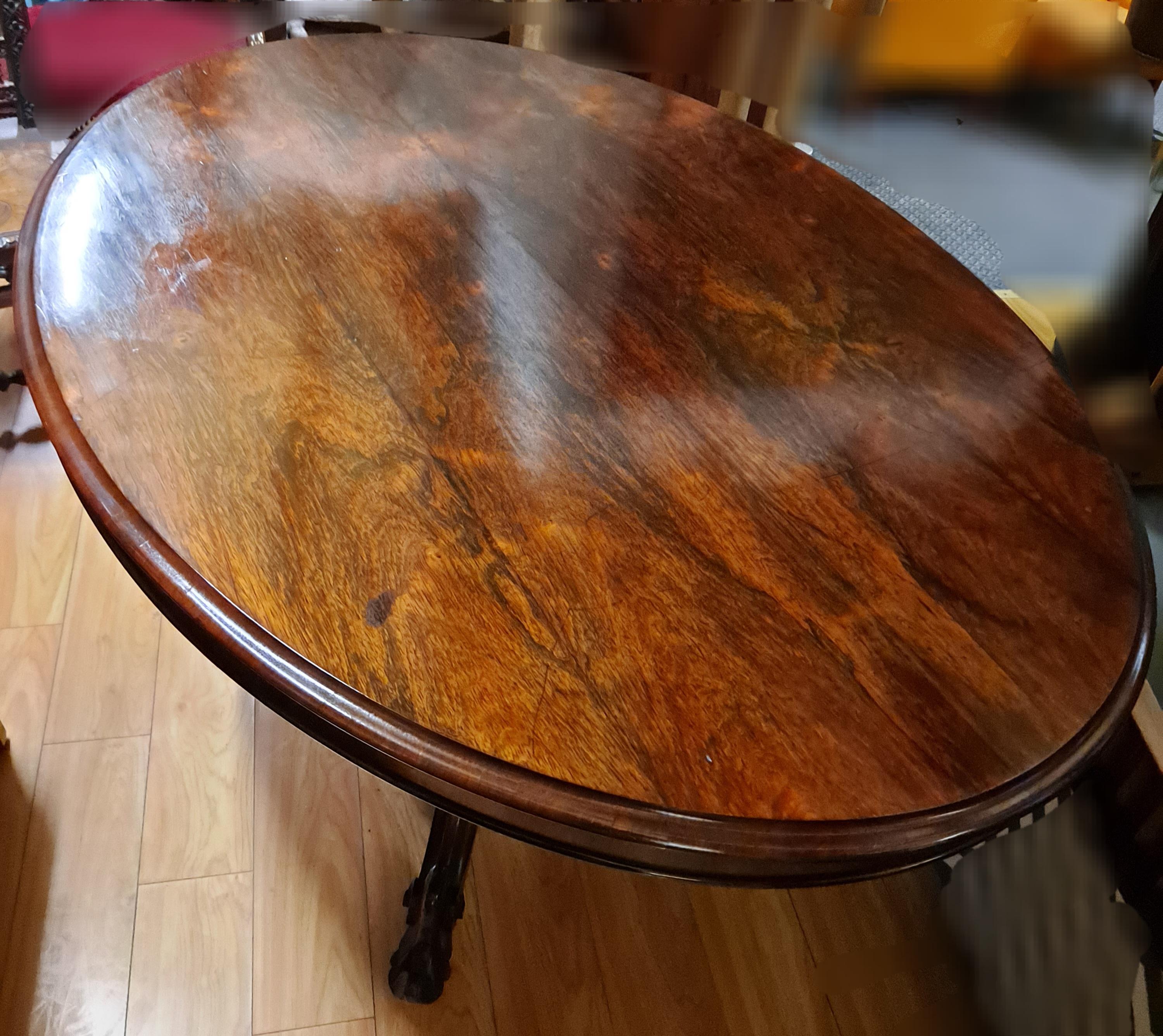 Large Victorian Oval Rosewood/Mahogany Breakfast/Tilt–Top Table For Sale 2
