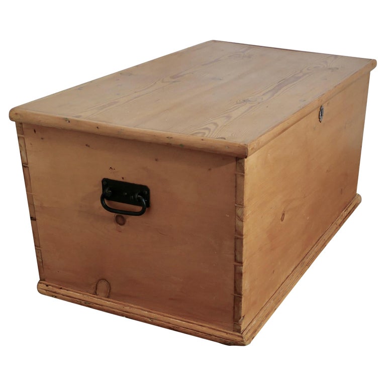Large Victorian Pine Blanket Box, Coffee Table or Shoe Tidy at 1stDibs