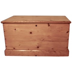 Large Victorian Pine Blanket Box, Coffee Table or Shoe Tidy