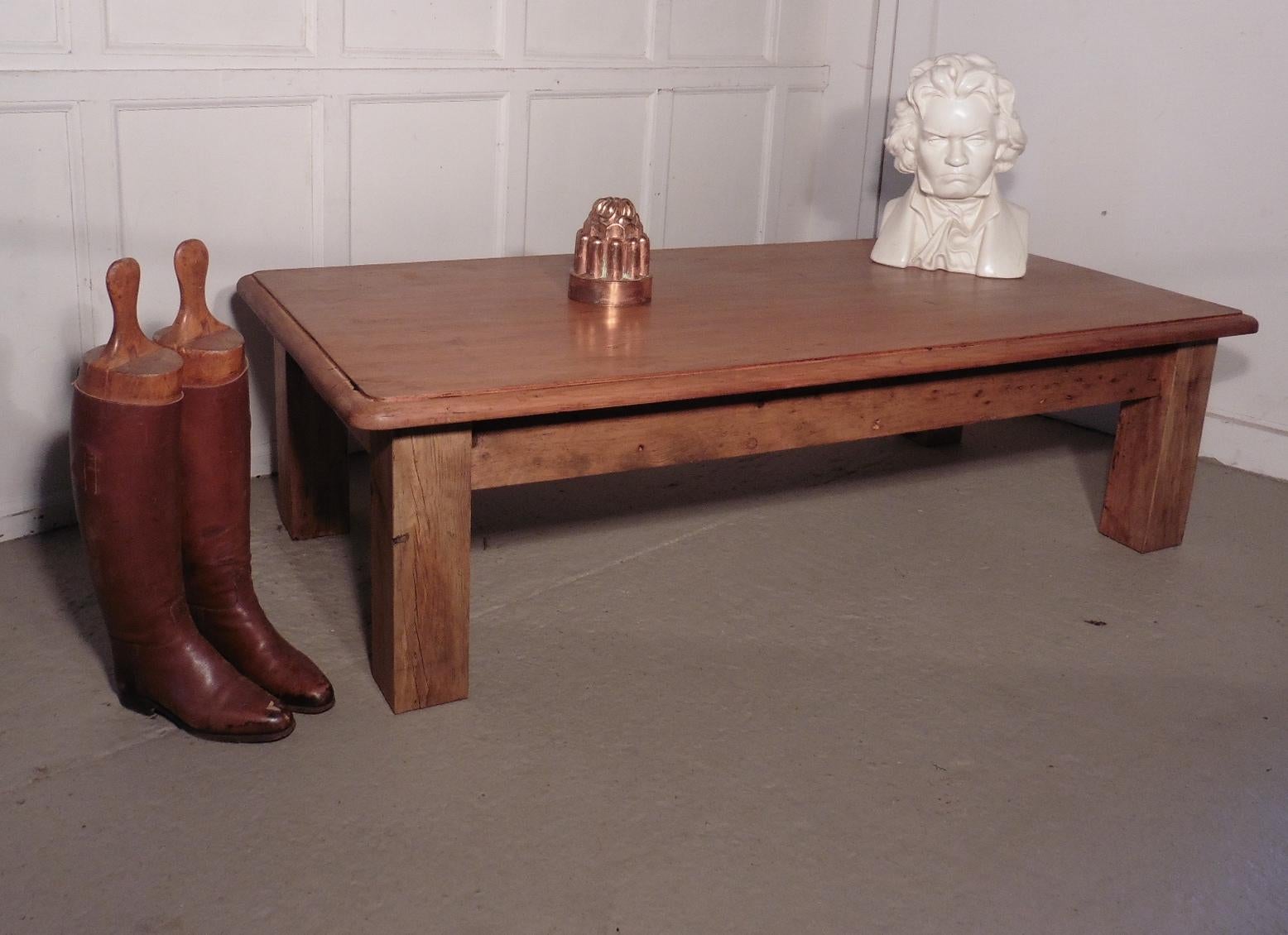 Large Victorian Pine Farmhouse coffee table
 
This is good honest farmhouse table, the leg height has been reduced making it in to a Low Table or Coffee Table
The top of the table is made from 1.5” thick pine and it has a moulded edge and new