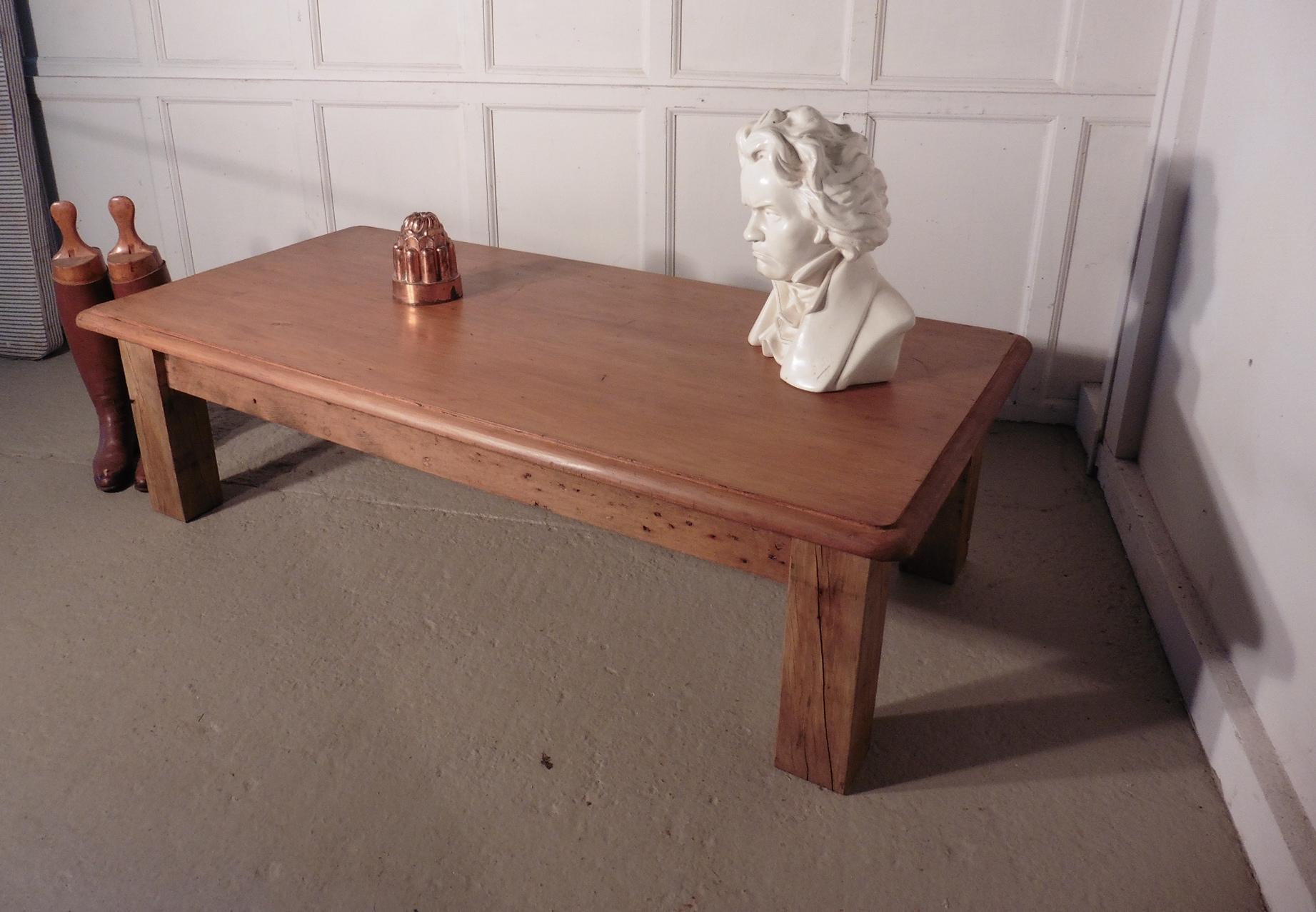Mid-Century Modern Large Victorian Pine Farmhouse Coffee Table For Sale