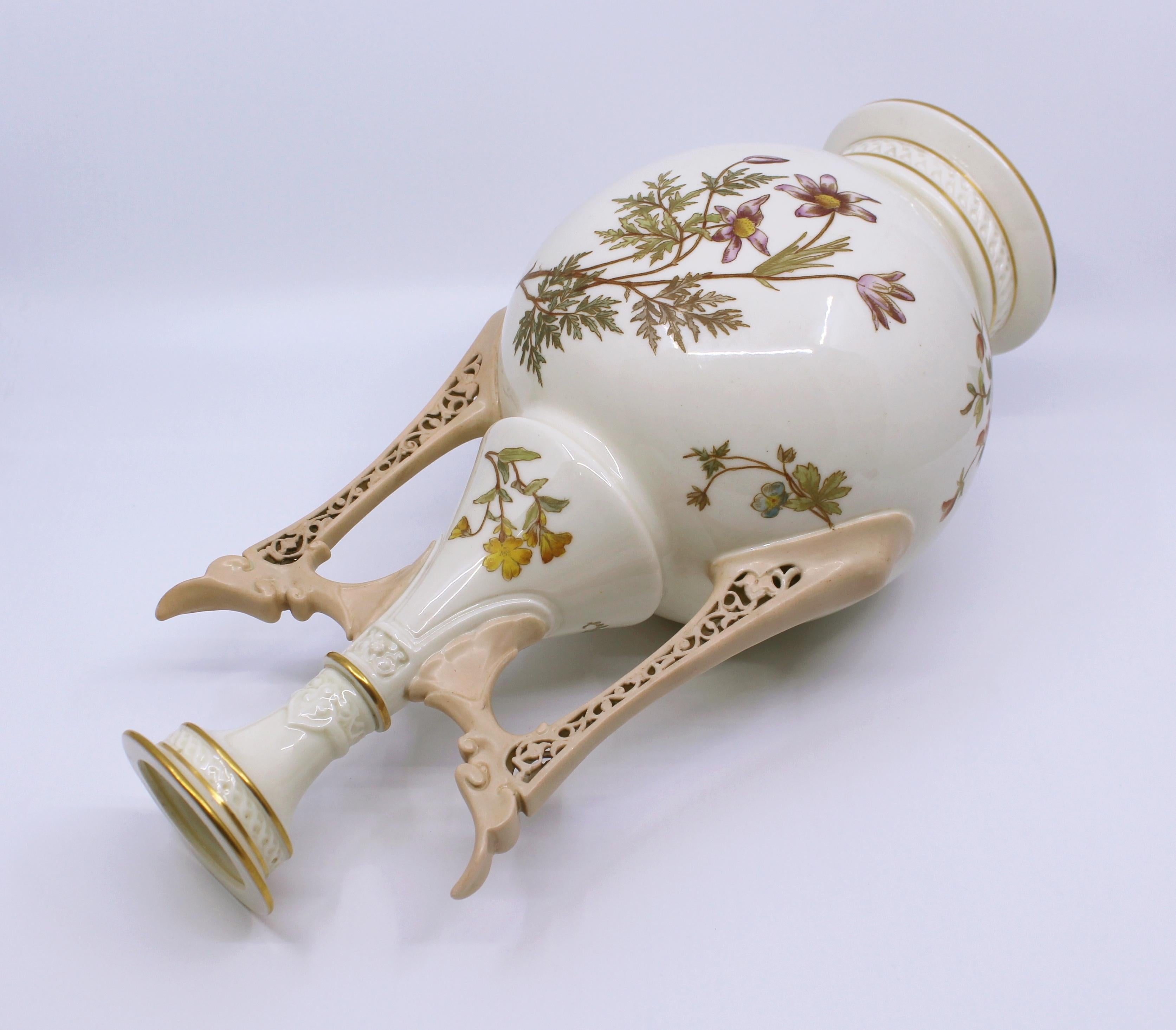 Large Victorian Royal Worcester Two Handled Vase, 1071 For Sale 6