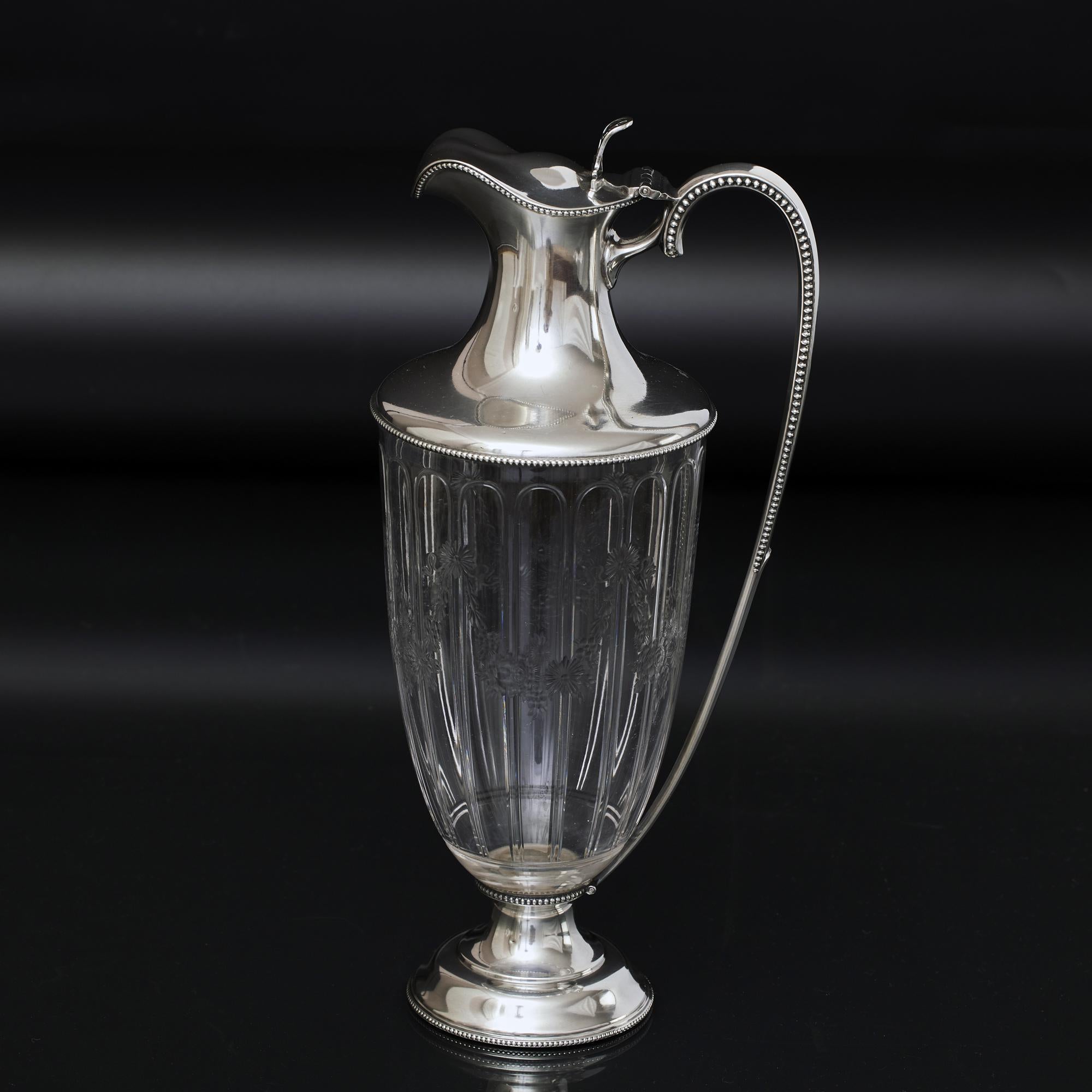 Classical style cut glass & silver wine jug In Good Condition For Sale In London, GB