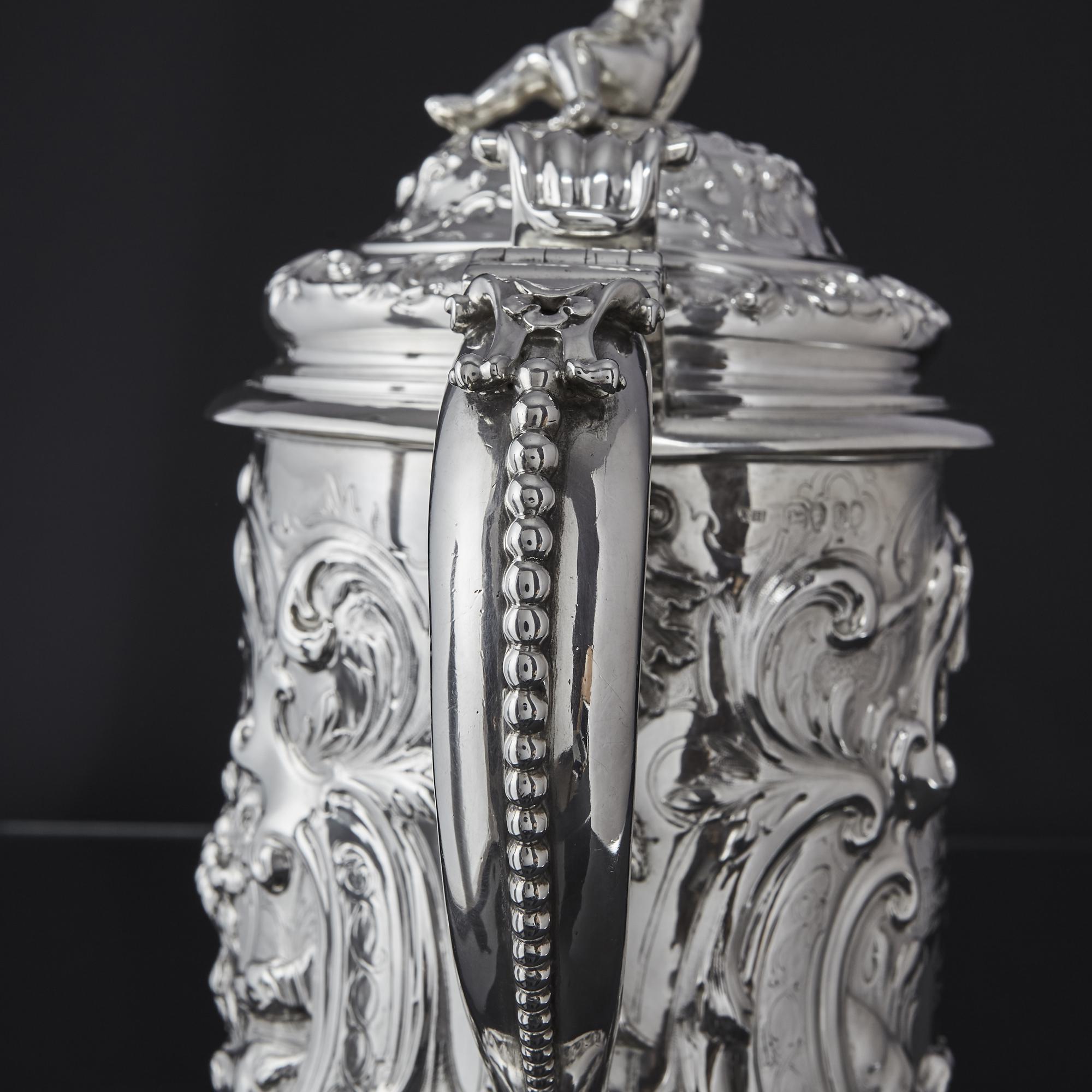 Großer viktorianischer Präsentationskrug aus Silber im Angebot 1