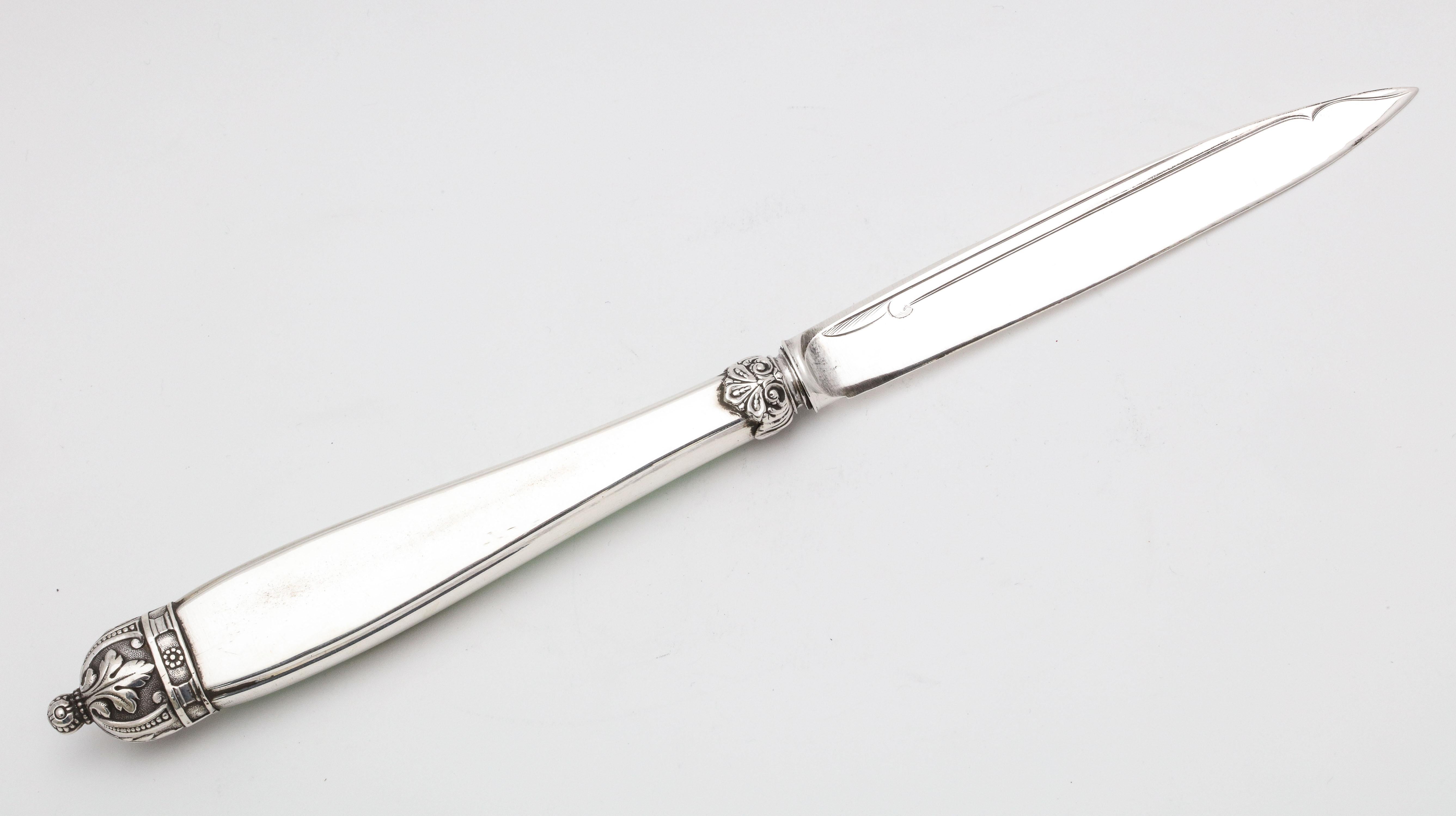 Large Victorian Sterling Silver and Light Green Guilloche Enamel-Letter Opener For Sale 5