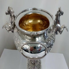 Grande trofeo da equitazione vittoriano in argento sterling di Robert Hennell III, 1867