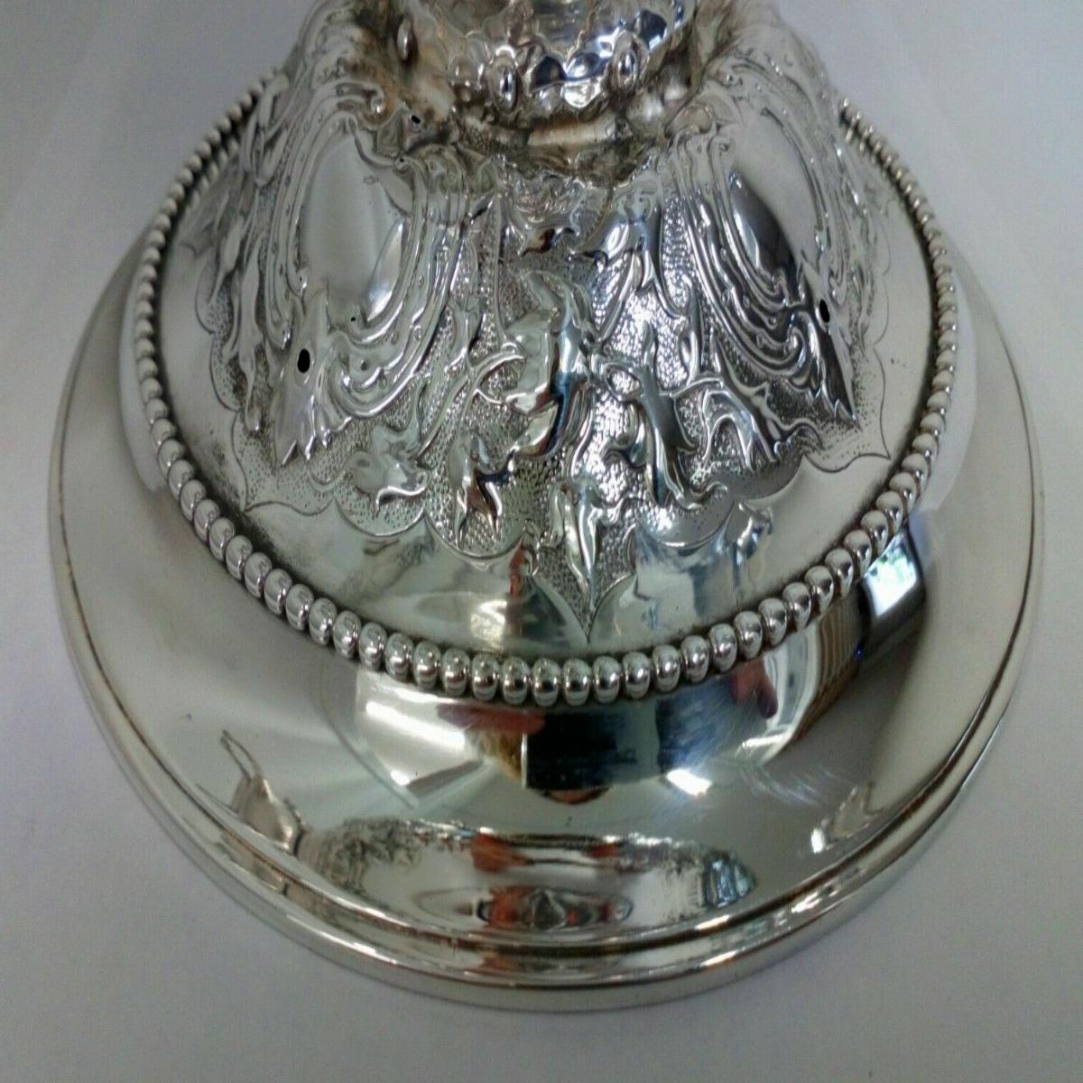 Large Victorian Sterling Silver Riding Trophy by Robert Hennell III, 1867 For Sale 3