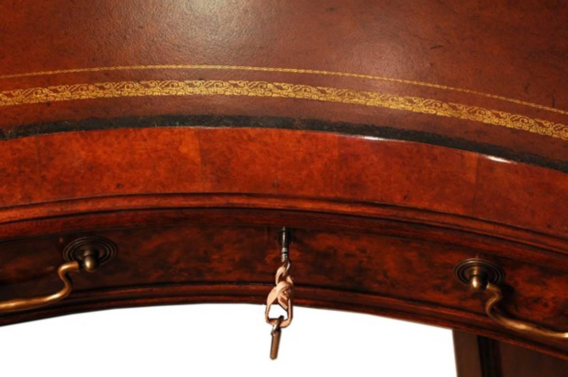 Late 20th Century Large Victorian Style Burr Walnut Kidney Partner's Desk