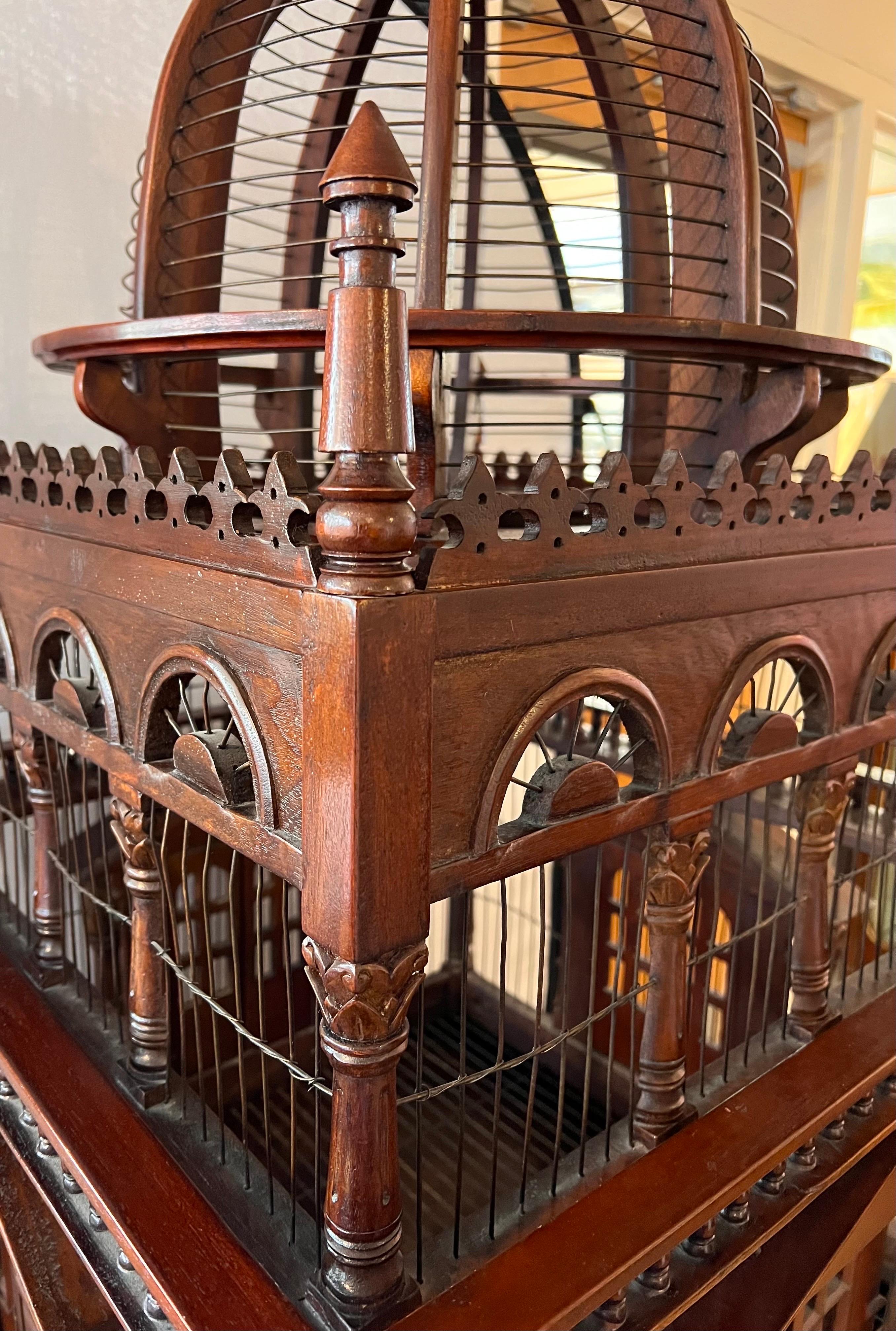 Large Victorian Style Carved Wood Bird Cage on Table Stand In Good Condition In West Hartford, CT