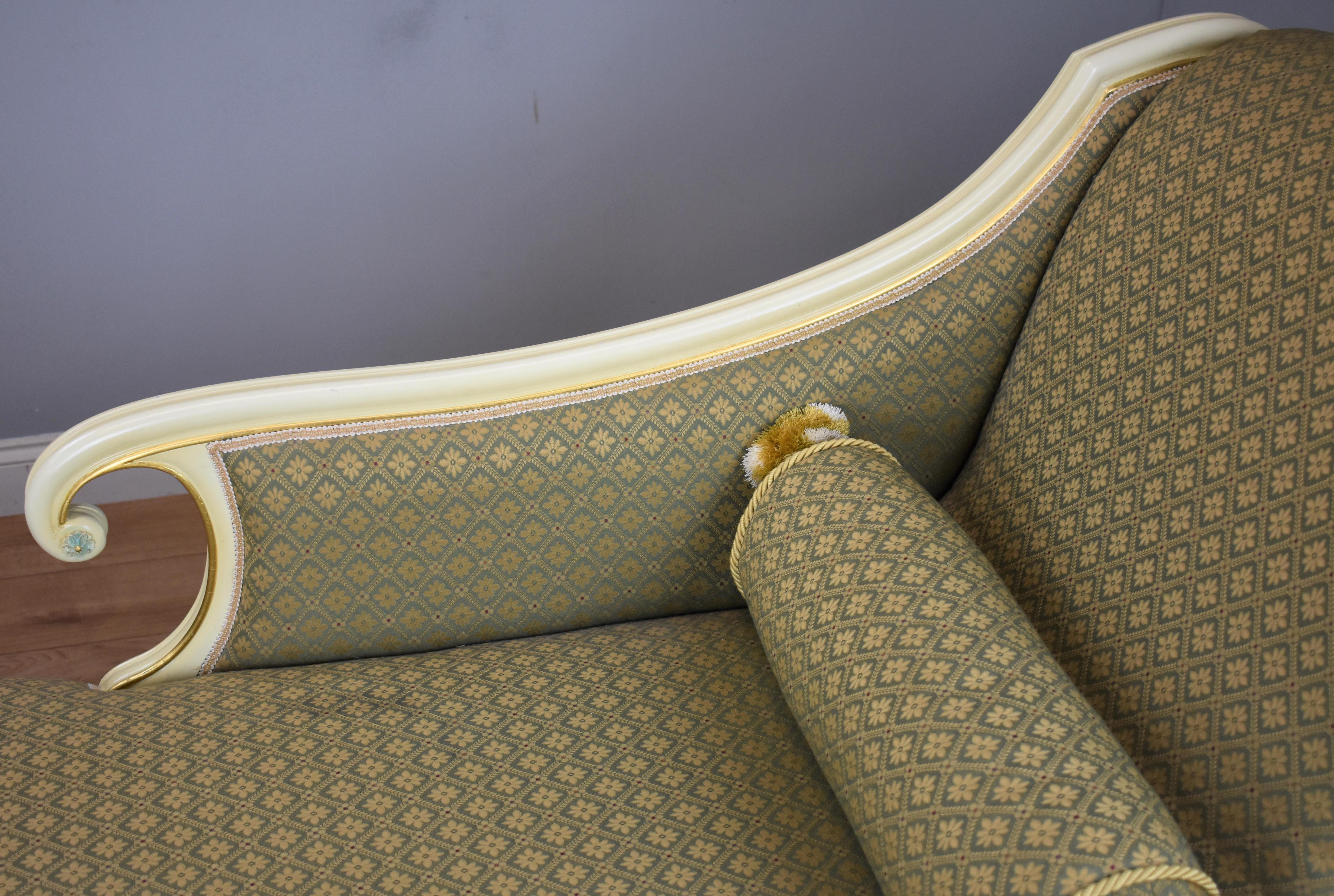 20th Century Large Victorian Style Chaise
