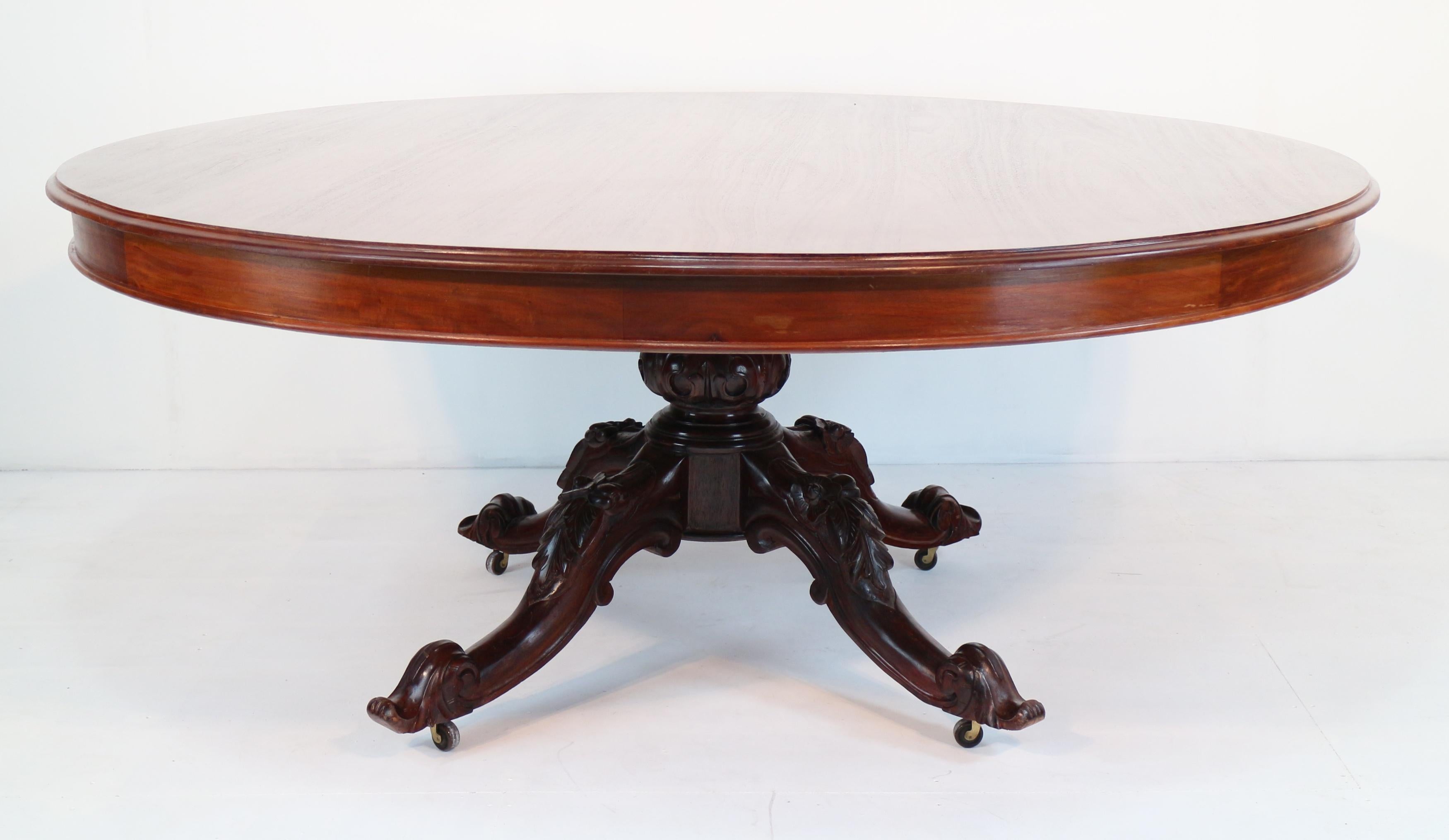 Large Victorian Style Mahogany Circular Centre Table - 6ft7 / 2m diameter For Sale 5