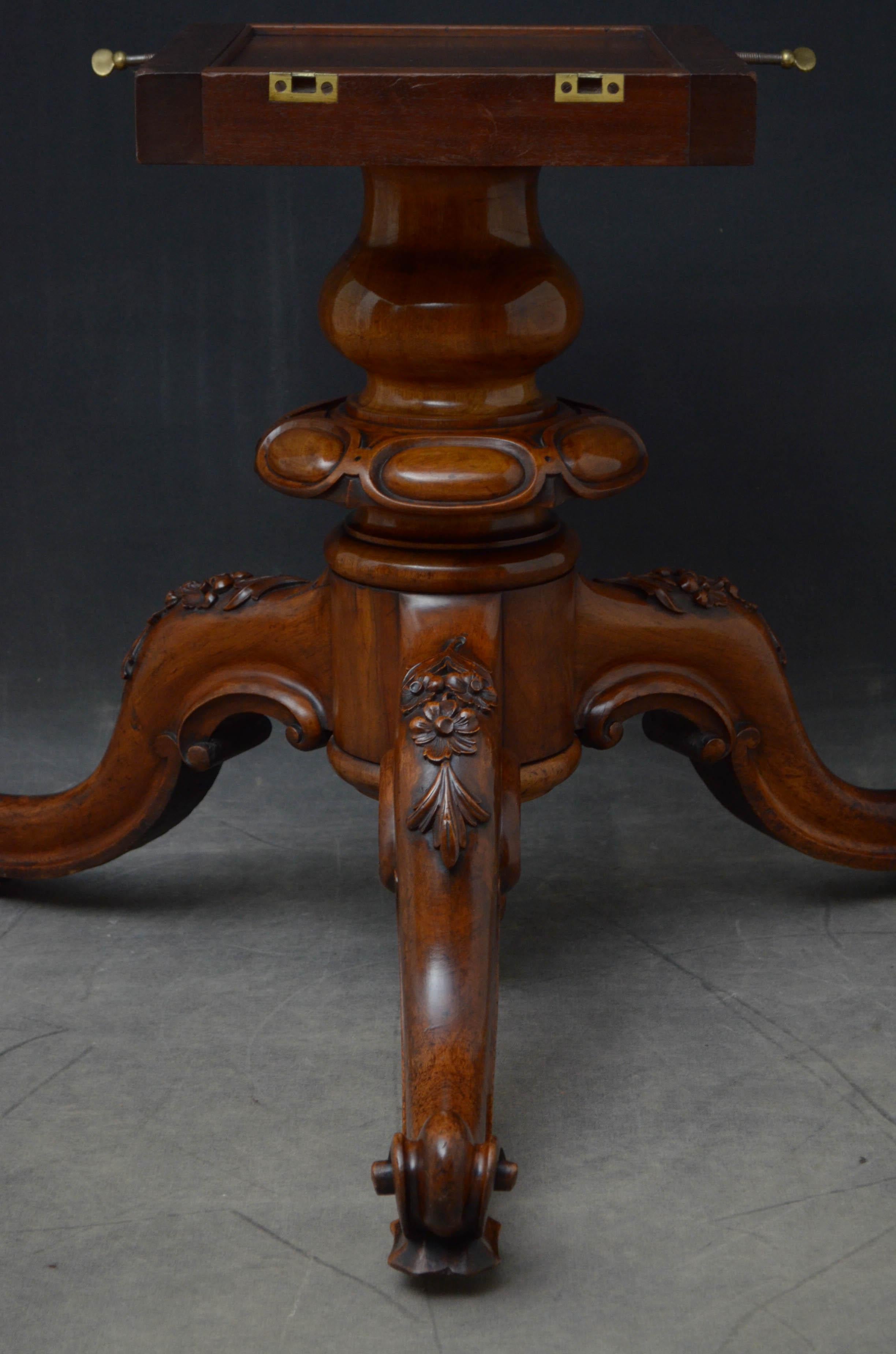 Large Victorian Walnut Dining or Centre Table 6