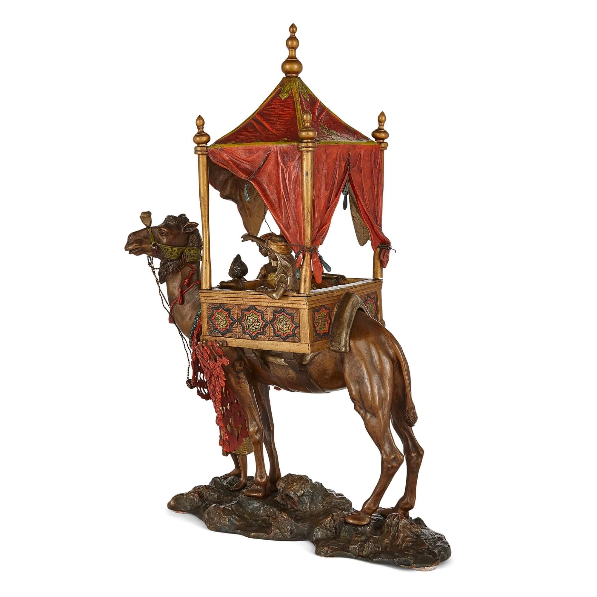 Große Wiener orientalische Lampe aus kalt bemalter, patinierter Bronze von Titze  (Maurisch) im Angebot
