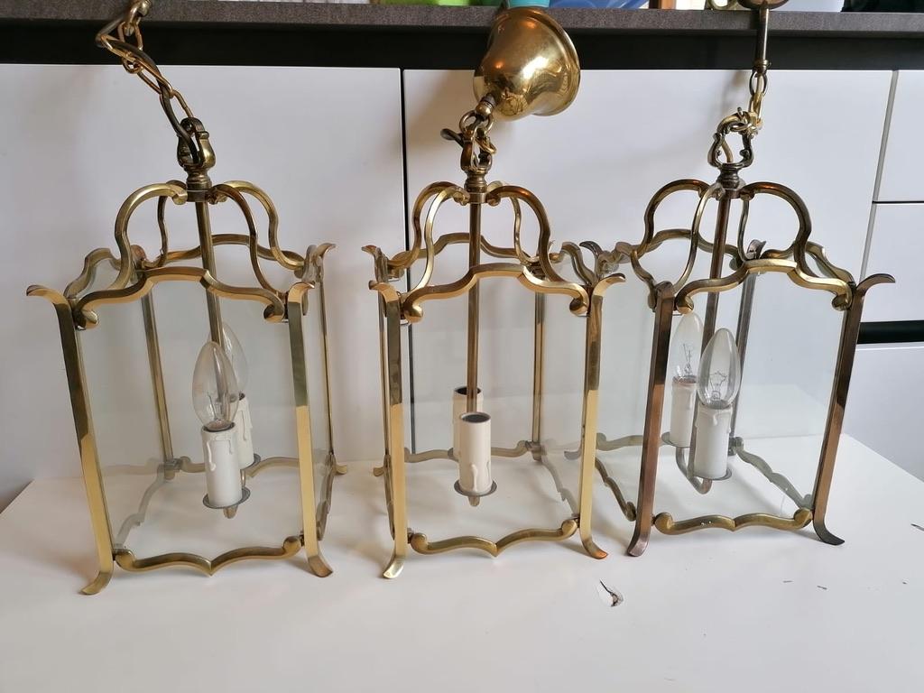 Large Viennese Stairwell or House Entrance Lantern In Good Condition For Sale In Vienna, AT